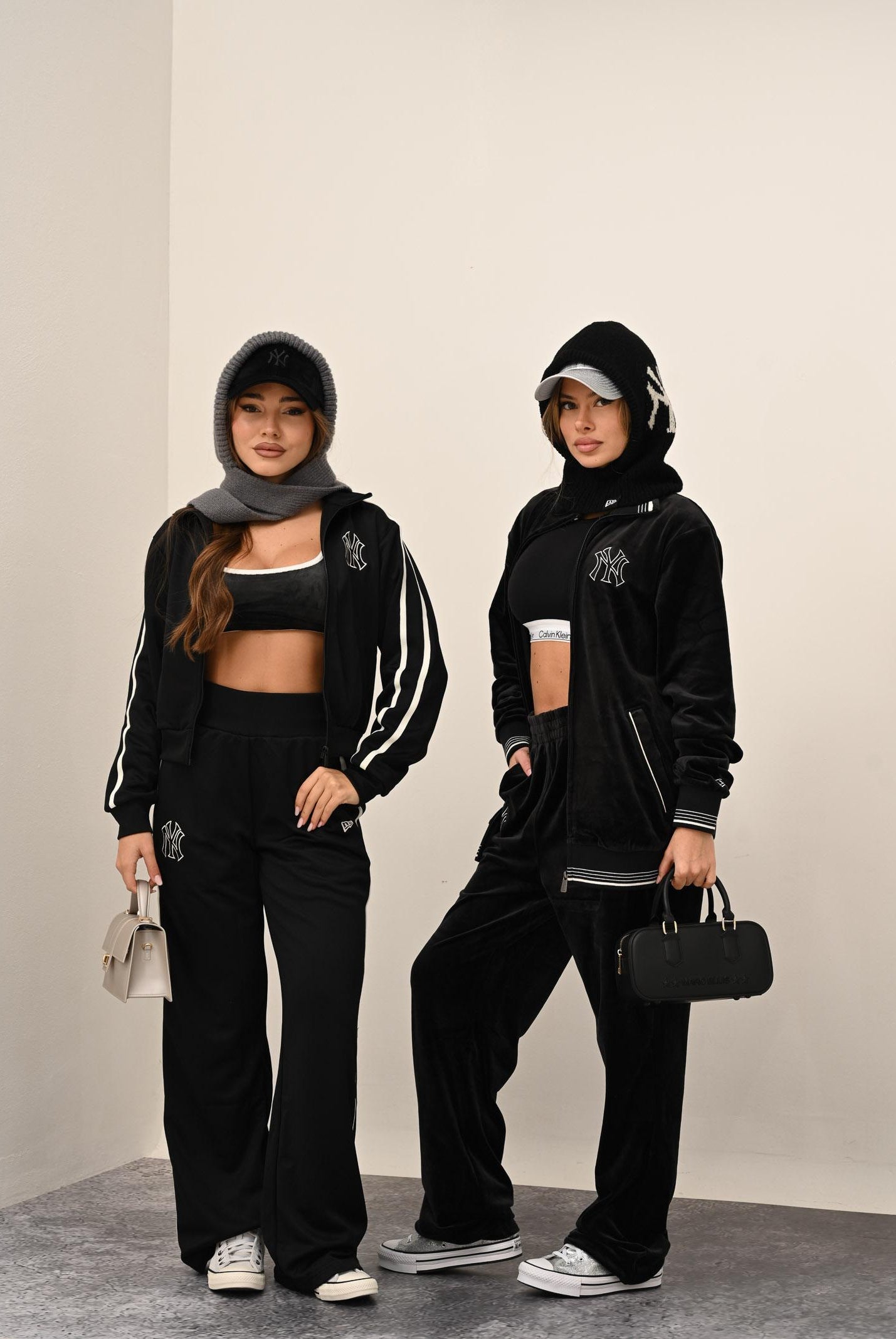 NEW ERA Felpa con zip New York Yankees MLB Velour nera per uomo e donna 60684343 . NEW ERA