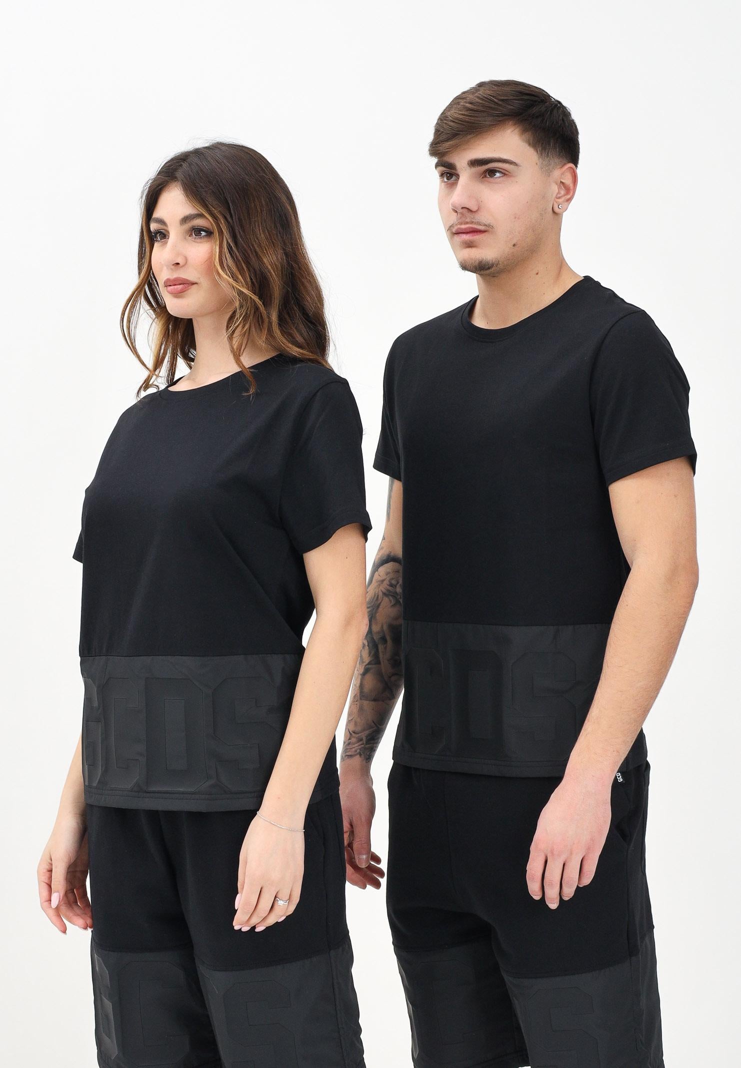 GCDS T-shirt a manica corta nera per uomo e donna con stampa logo B1XM2316JG8 99 GCDS