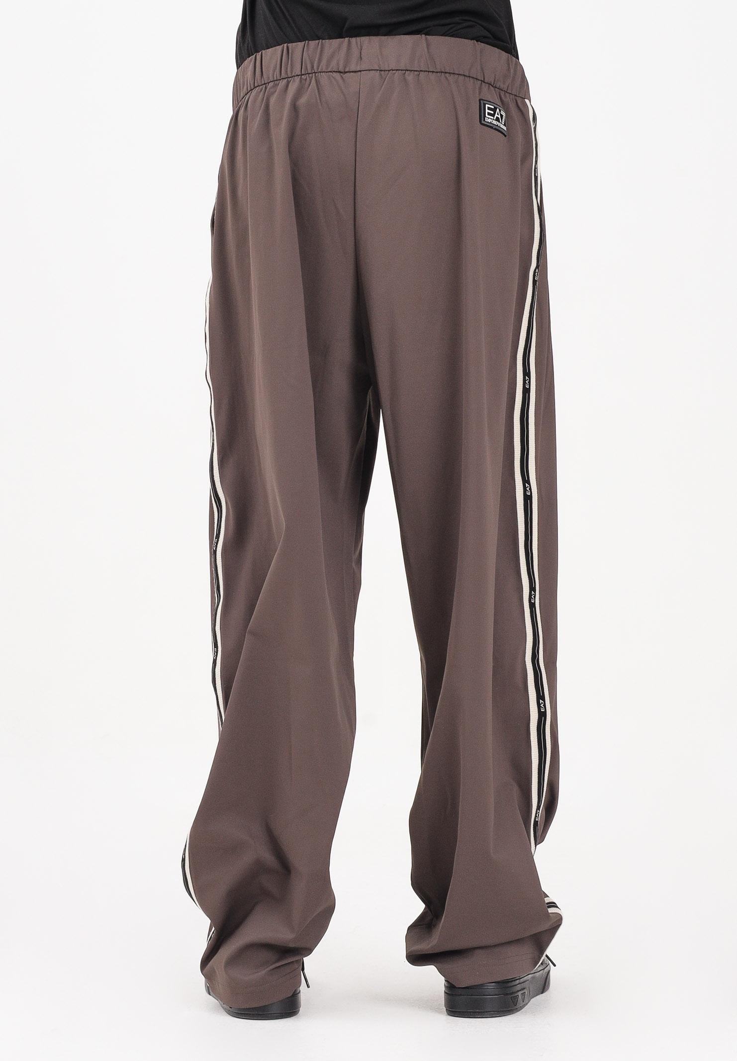 EA7 Pantalone sportivo marrone da uomo con bande logate 7M000960AF17160 U6063 EA7