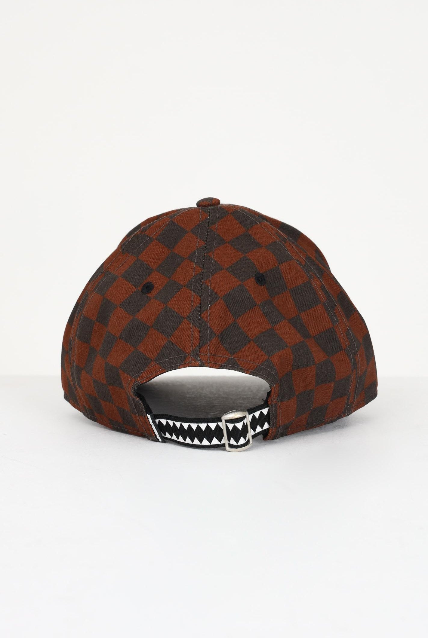 SPRAYGROUND Cappello con visiera marrone e nero per uomo e donna con ricamo shark SP6628BROWN . SPRAYGROUND