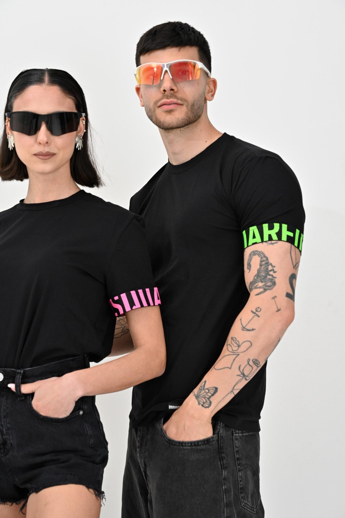 DSQUARED2 T-shirt a manica corta bianca per uomo e donna con manica logata D9M3S5770 004 DSQUARED2