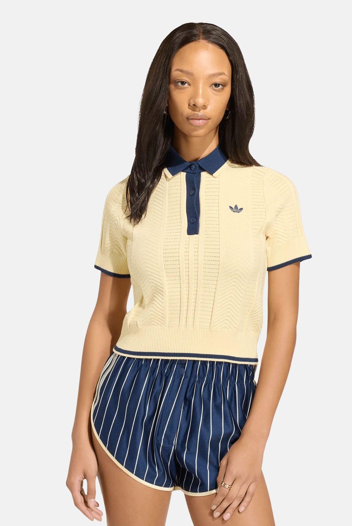 ADIDAS ORIGINALS Polo Cable Knit Cali Tee Almost Yellow giallo chiaro e blu navy da donna KT1862 . ADIDAS ORIGINALS
