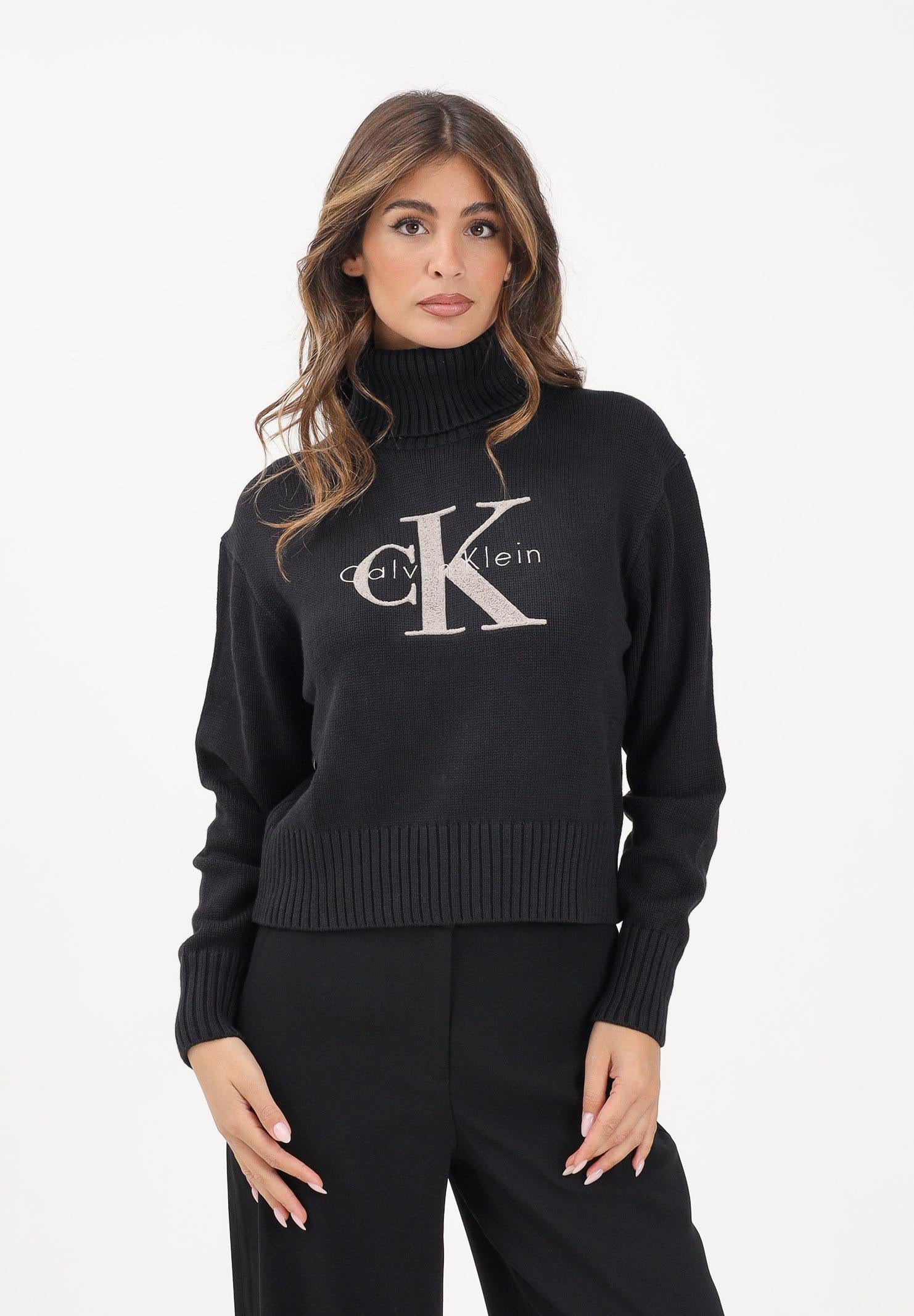 CALVIN KLEIN JEANS Maglioncino a collo alto nero da donna con logo LV047D354GUB1 CALVIN KLEIN JEANS