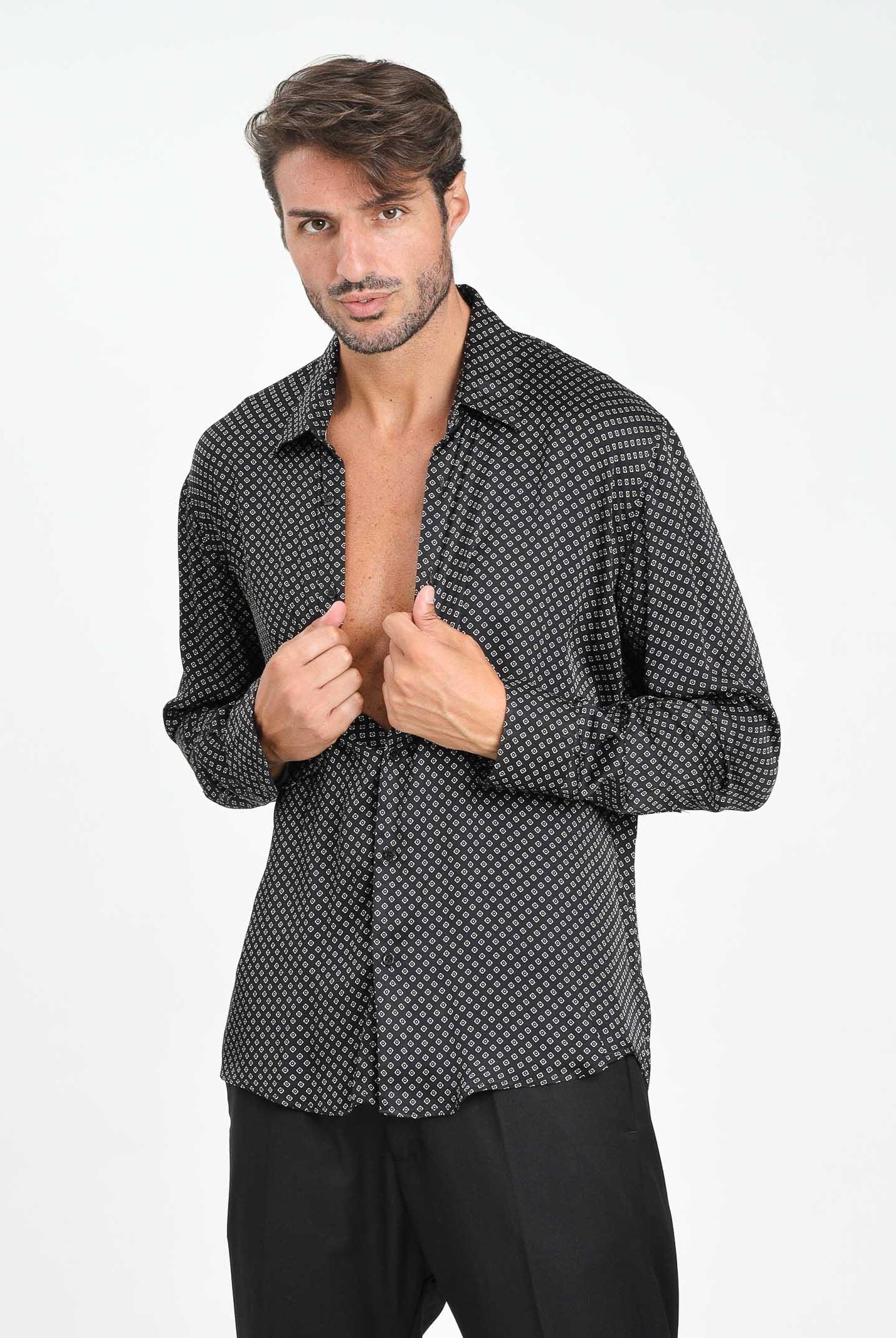 I'M BRIAN Camicia a manica lunga nera da uomo con fantasia geometrica CA3430 0028 I'M BRIAN