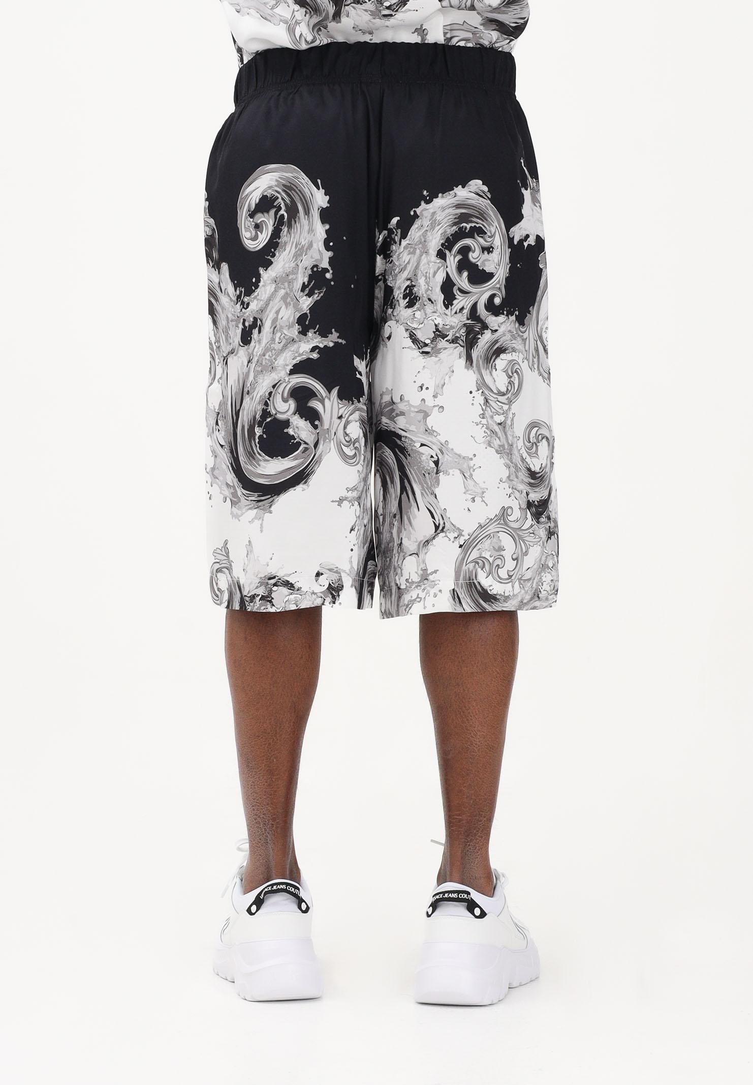 VERSACE JEANS COUTURE Shorts nero da uomo con stampa Wave Couture 80GAD10BNS787 V22 VERSACE JEANS COUTURE