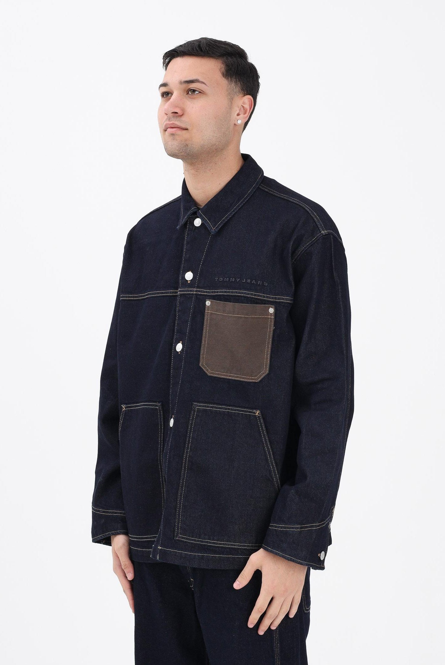 TOMMY JEANS Giubbotto in denim scuro da uomo DM0DM22419 1BK TOMMY JEANS