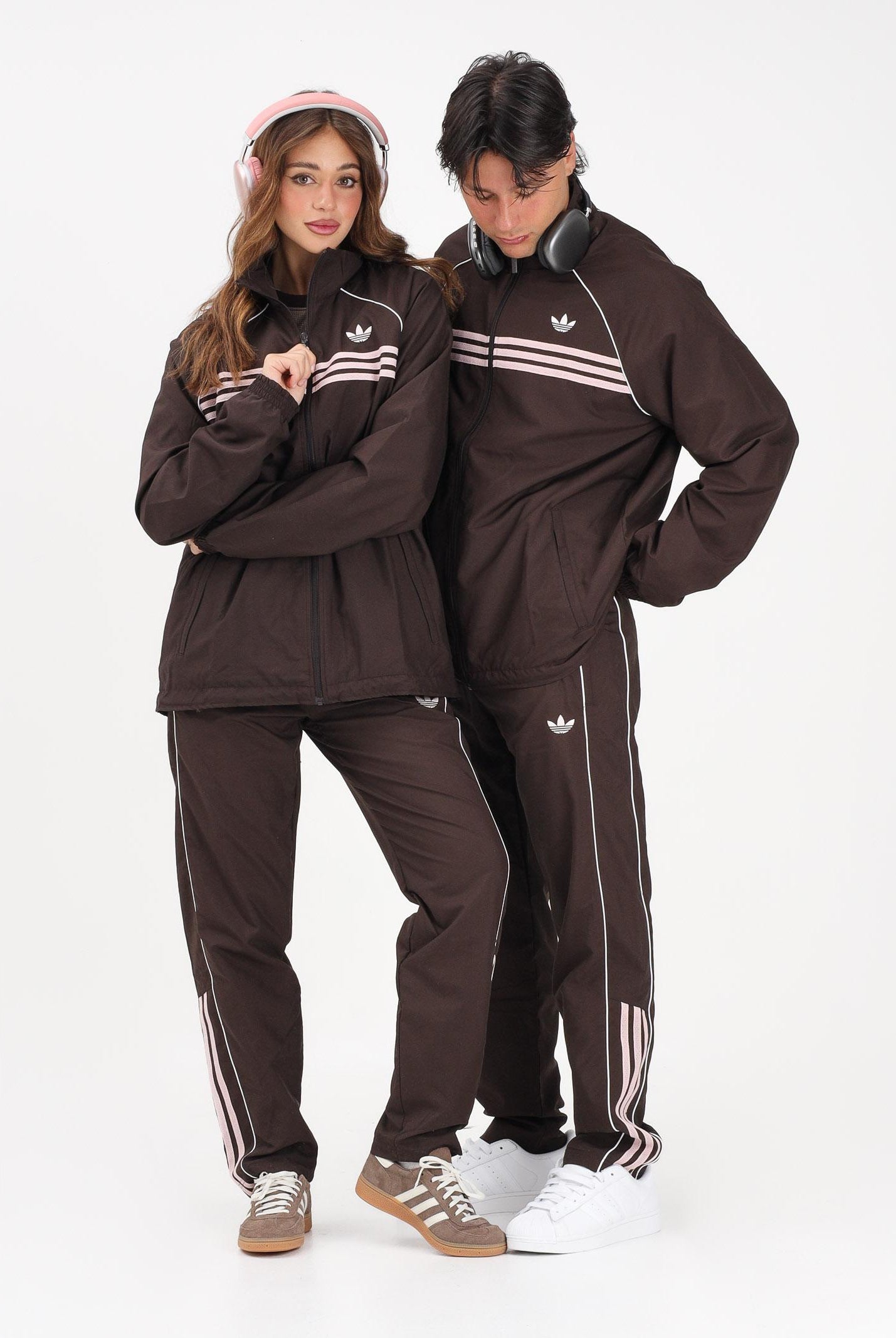 ADIDAS ORIGINALS Pantalone sportivo HALF STRIPES marrone e rosa per uomo e donna KC6441 . ADIDAS ORIGINALS