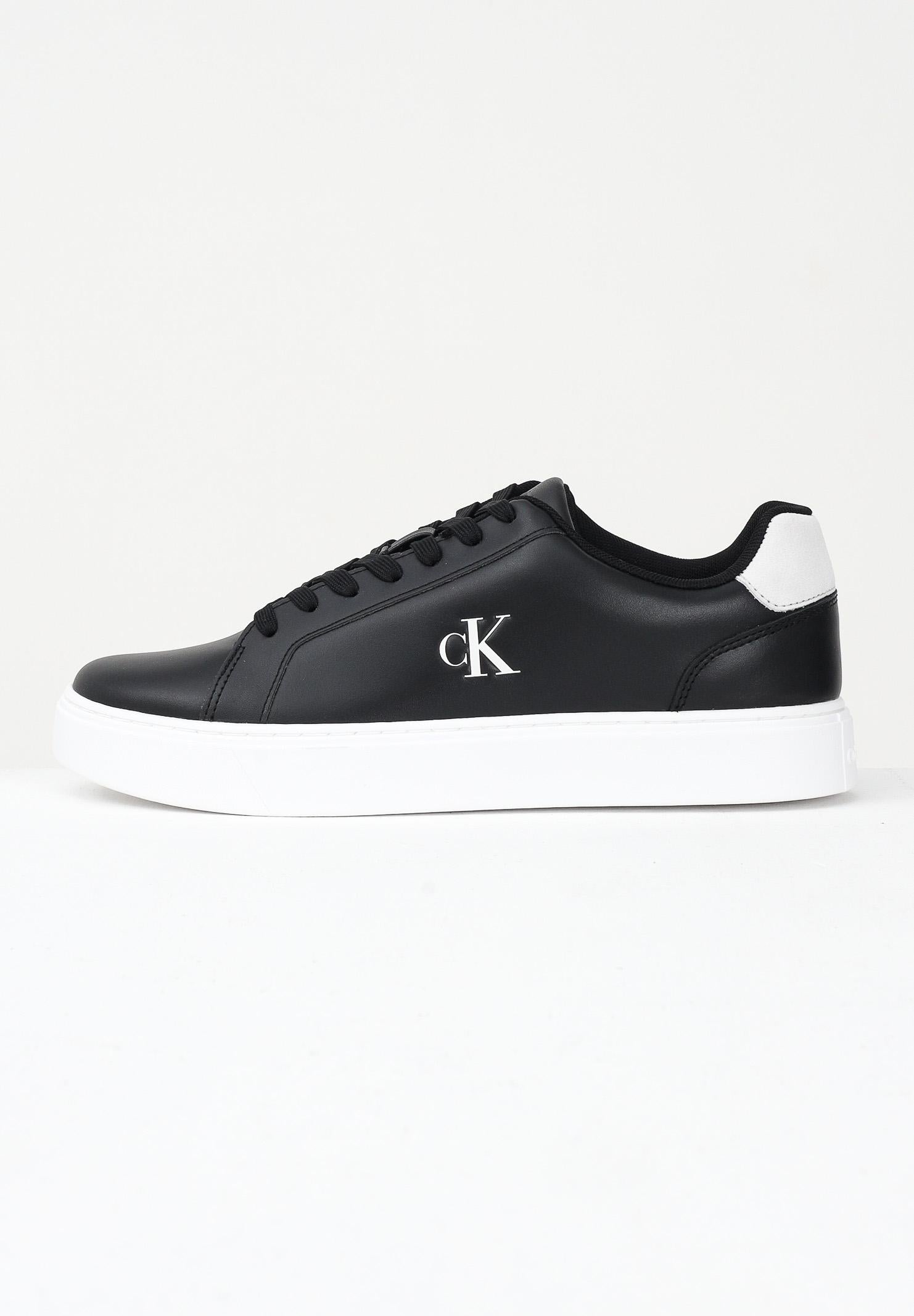 CALVIN KLEIN JEANS Sneakers nere da uomo con logo YM0YM014350GM . CALVIN KLEIN JEANS