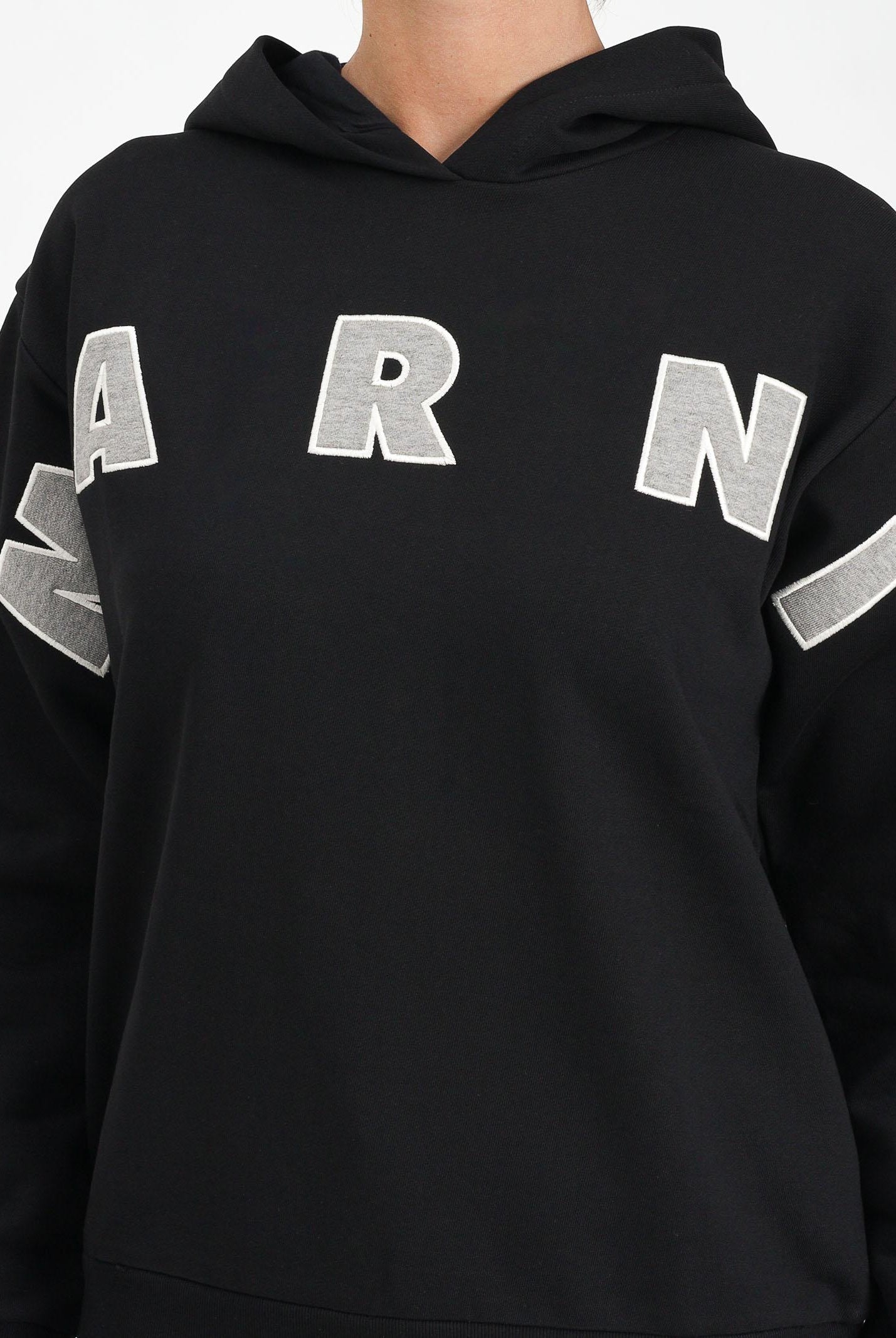 MARNI Felpa con cappuccio nera per donna, ragazzi e bambini rifinita da logo Patch Marni ricamato M01266M00V0 0M90D MARNI