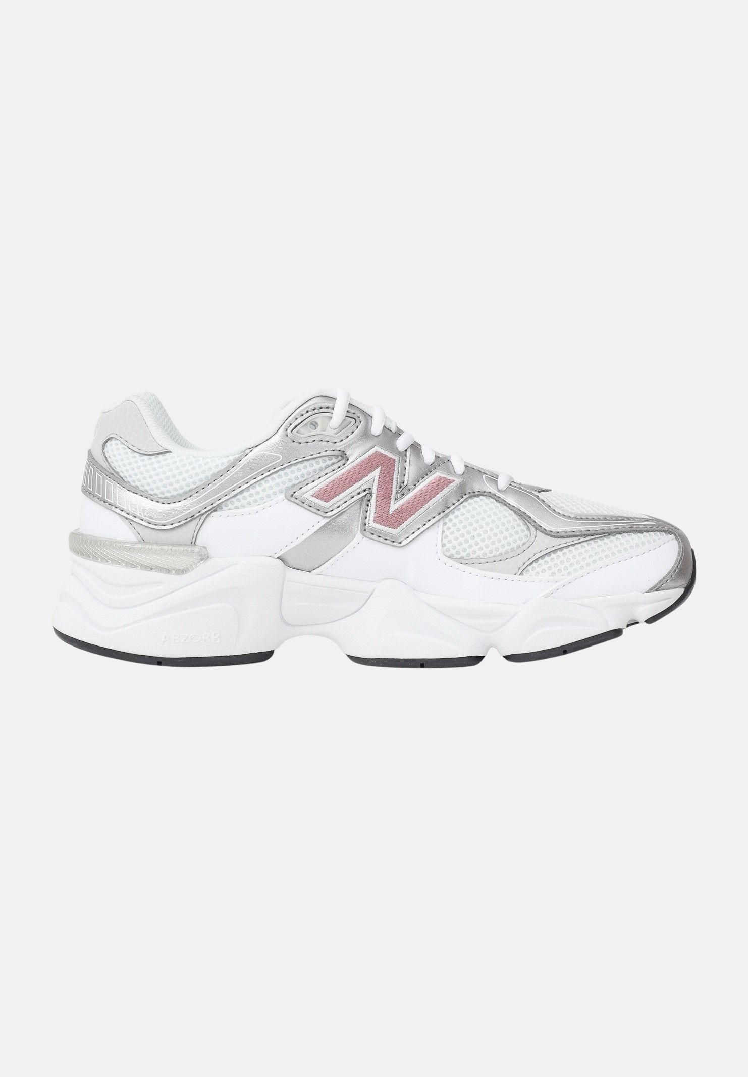 NEW BALANCE Sneakers 9060 bianche, rosa e argento da donna G906082T . NEW BALANCE