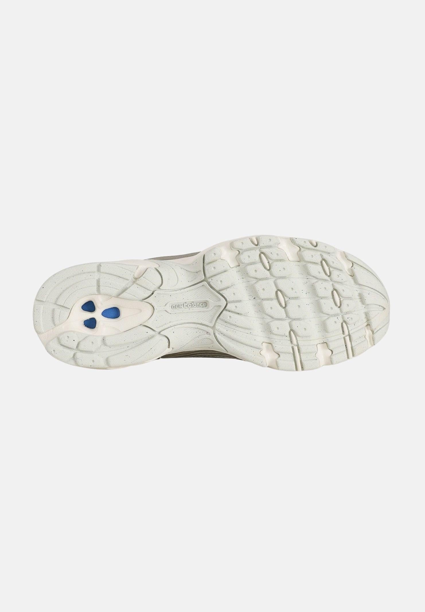 NEW BALANCE Sneakers 530 bianca e oro per uomo e donna U5301Z0 . NEW BALANCE