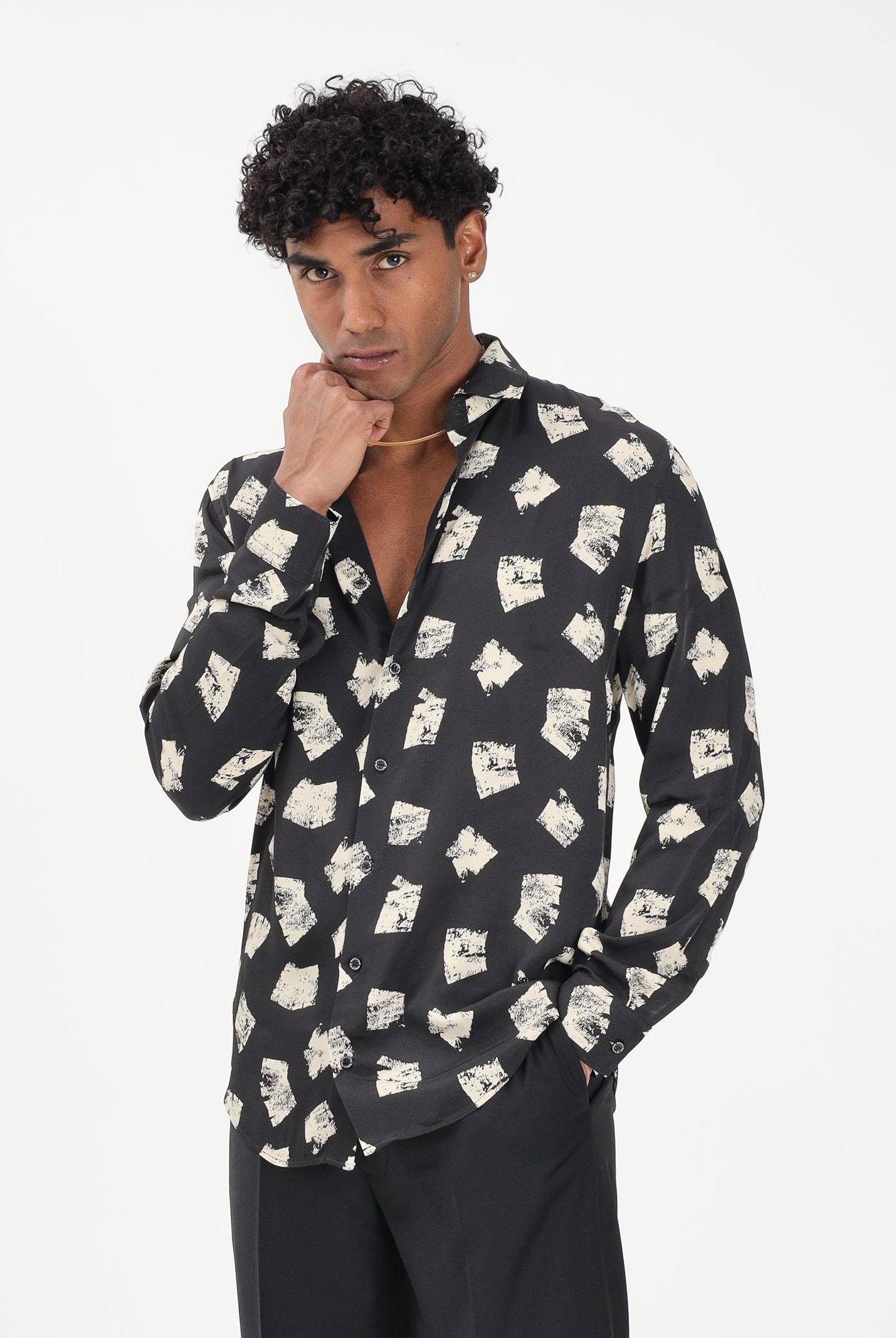 PATRIZIA PEPE Camicia a manica lunga nera da uomo con stampa grafica 5C0310A093 FG79 PATRIZIA PEPE