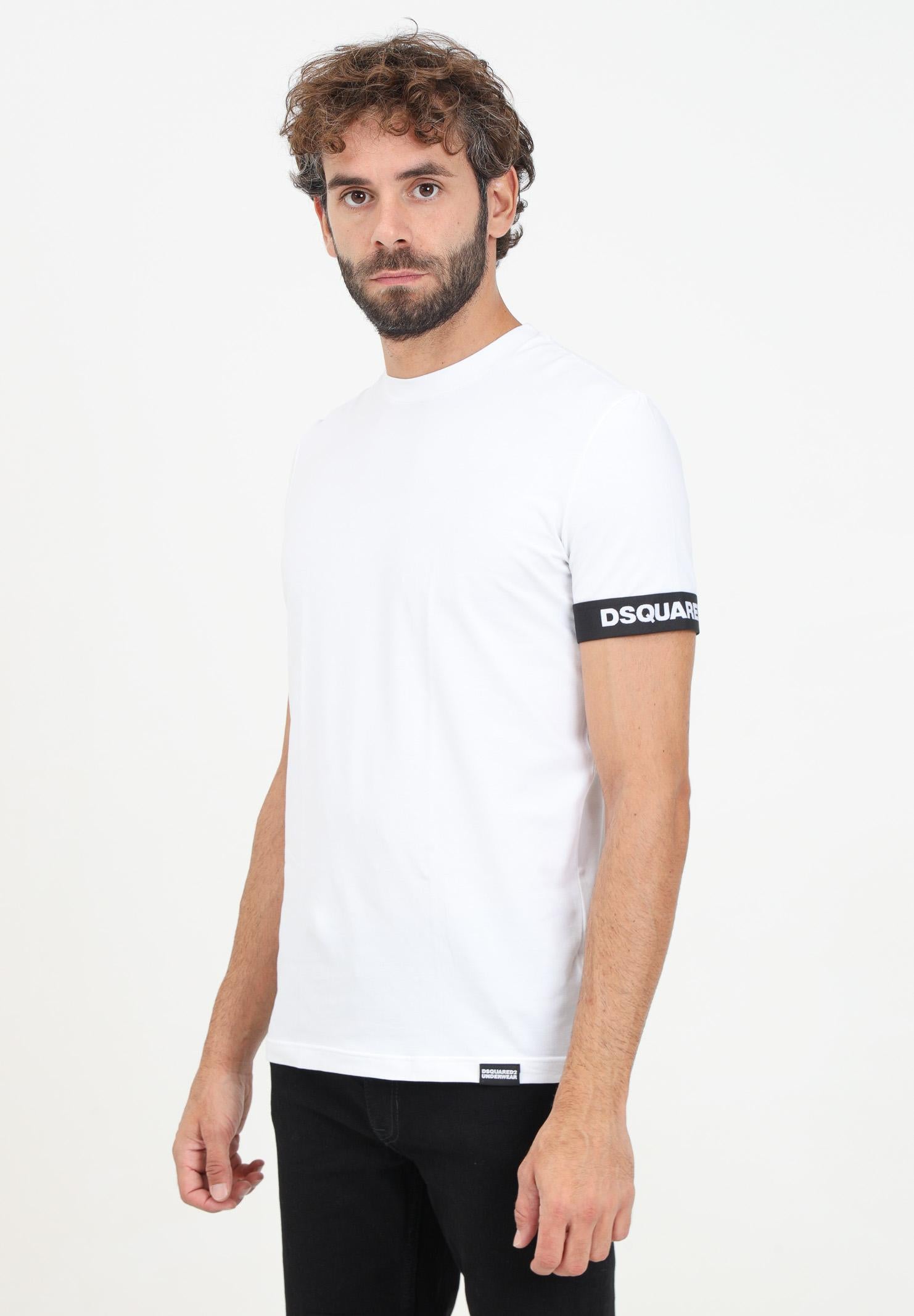 DSQUARED2 T-shirt a manica corta bianca da uomo con manica logata D9M3S6210 100 DSQUARED2