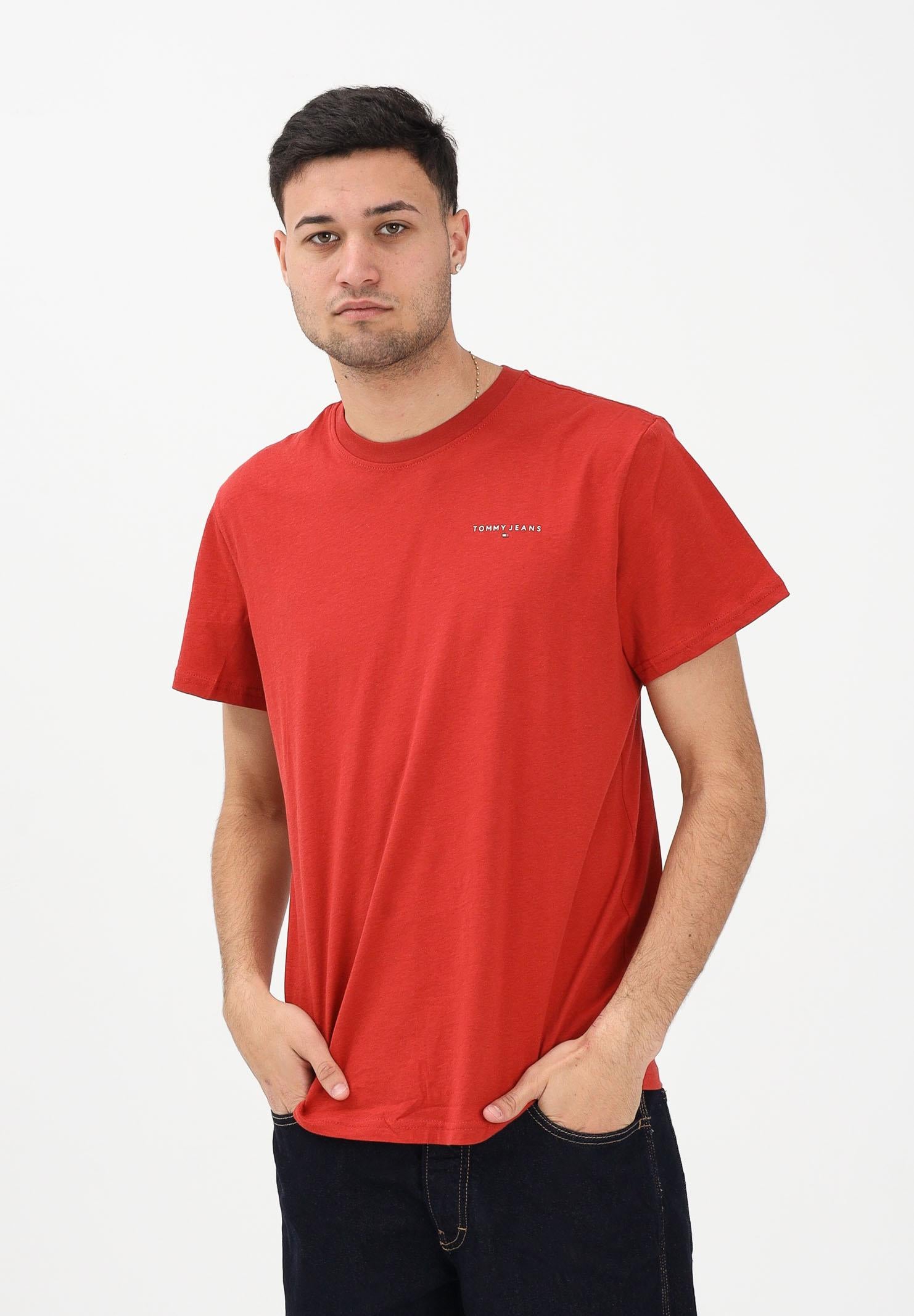 TOMMY JEANS T-shirt a manica corta terracotta da uomo con logo DM0DM21780 XL0 TOMMY JEANS