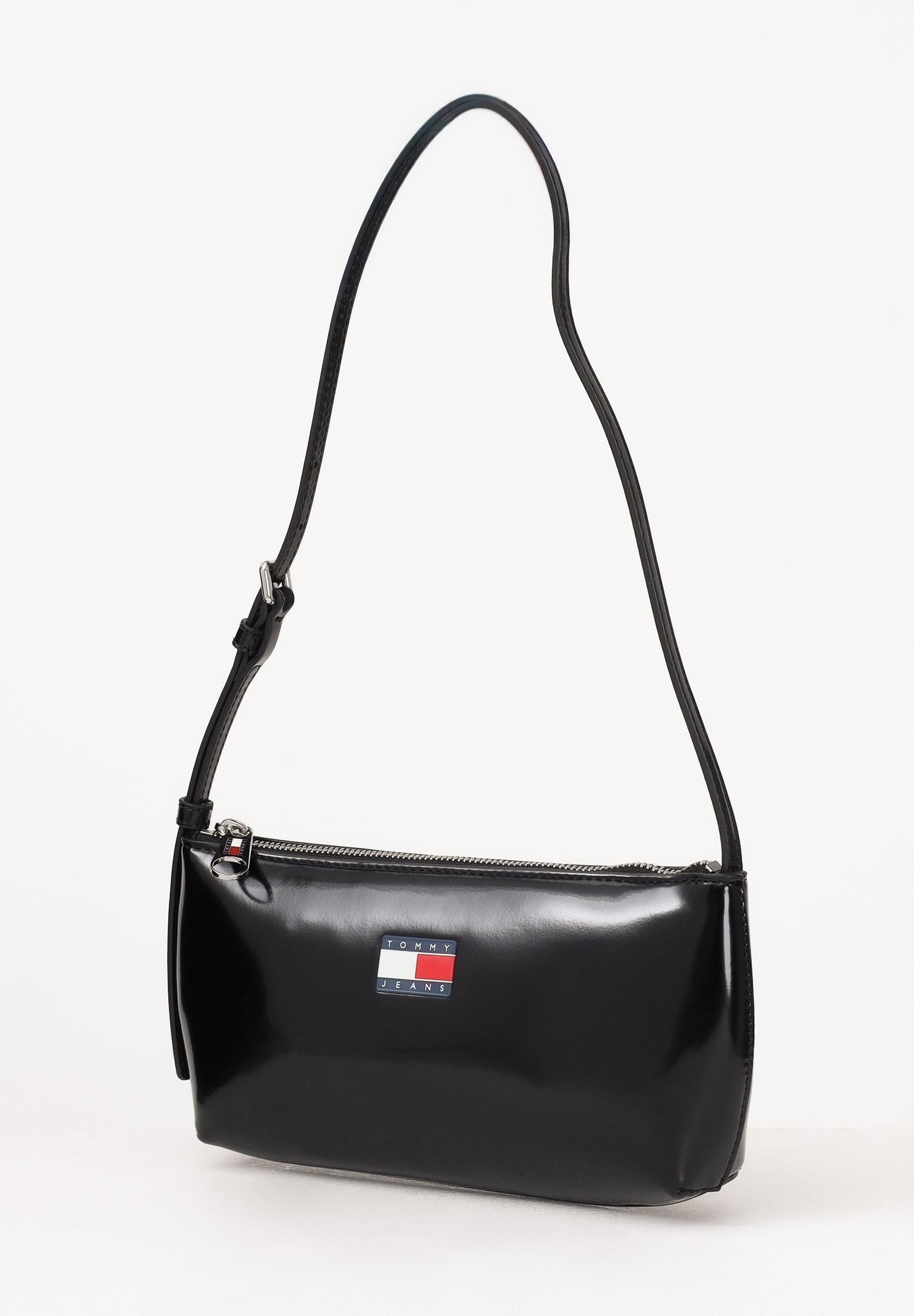 TOMMY JEANS Borsa a spalla Essential nera da donna AW0AW17866 BDS TOMMY JEANS