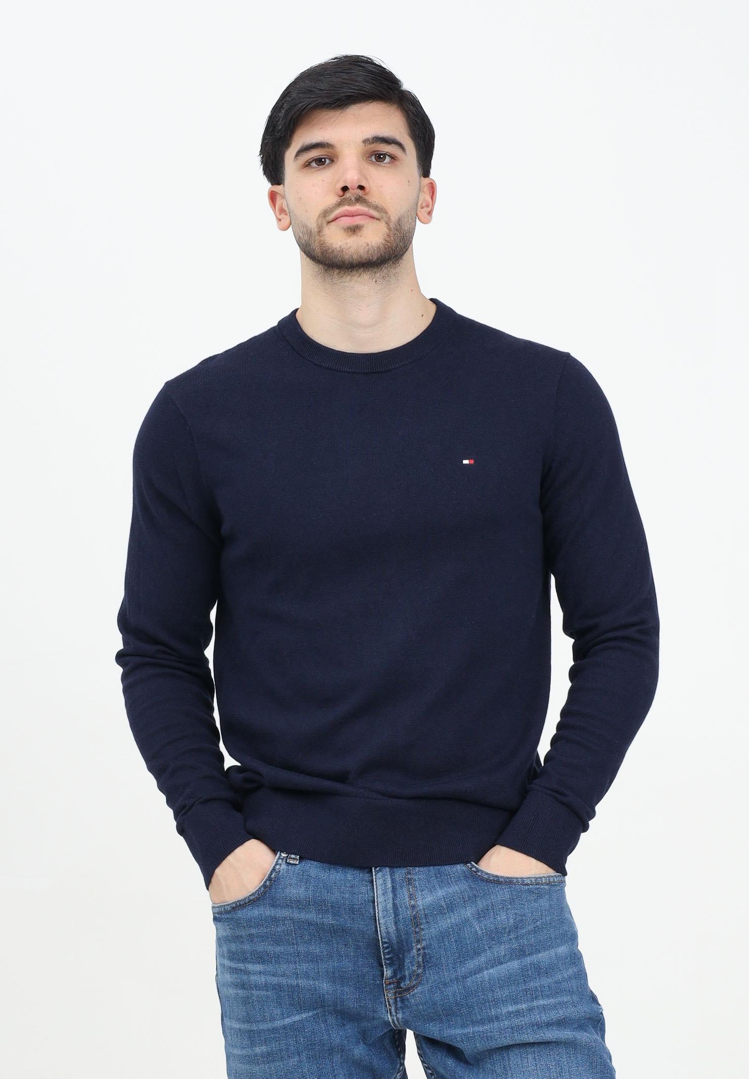 TOMMY HILFIGER Maglioncino girocollo blu da uomo con logo MW0MW28046DW5 TOMMY HILFIGER
