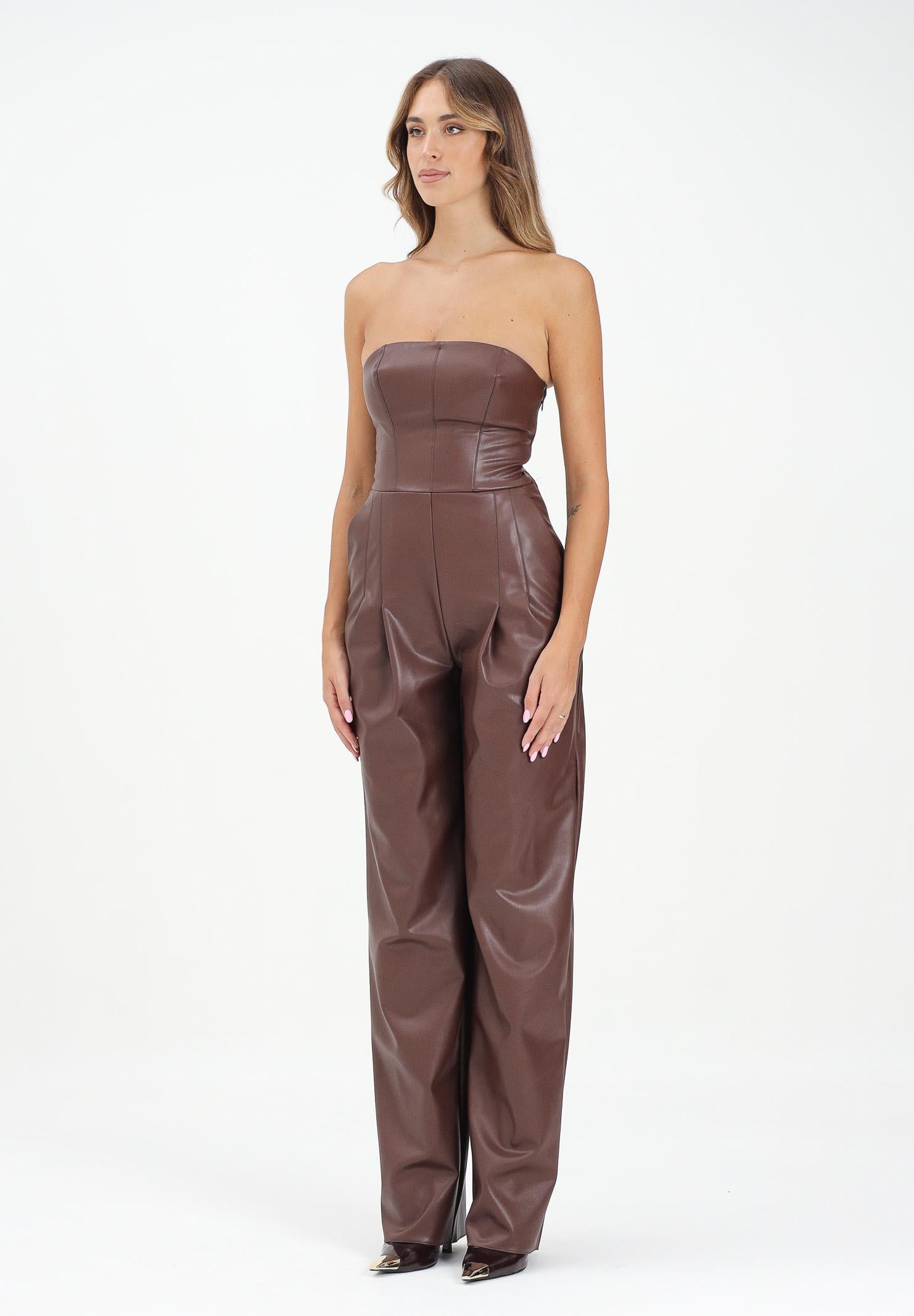 ELISABETTA FRANCHI Tuta marrone da donna realizzata in materiale sintetico effetto pelle TU06858E2 EA3 ELISABETTA FRANCHI