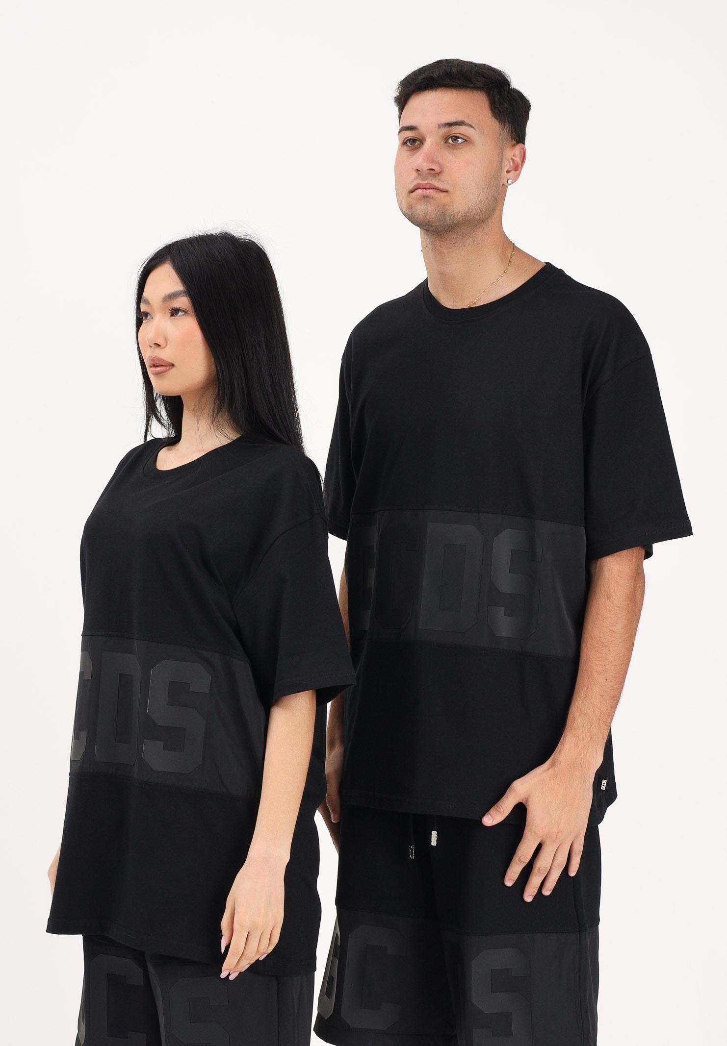 GCDS T-shirt a manica corta nera per uomo e donna con logo Z0MLQC109J101 999B GCDS