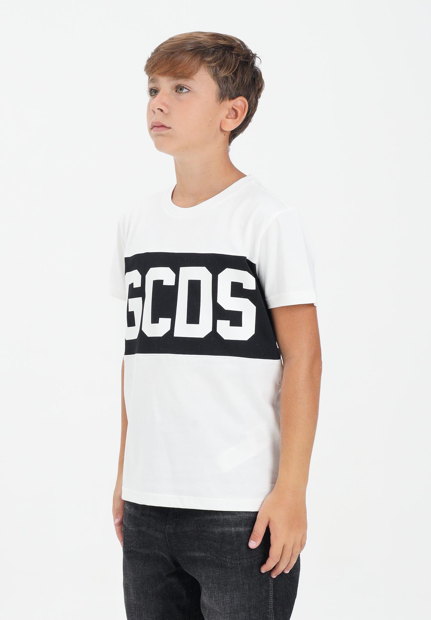 GCDS T-shirt a manica corta bianca per donna, ragazzi e bambini con fascia nera logata B2JU2329JF1 15 GCDS