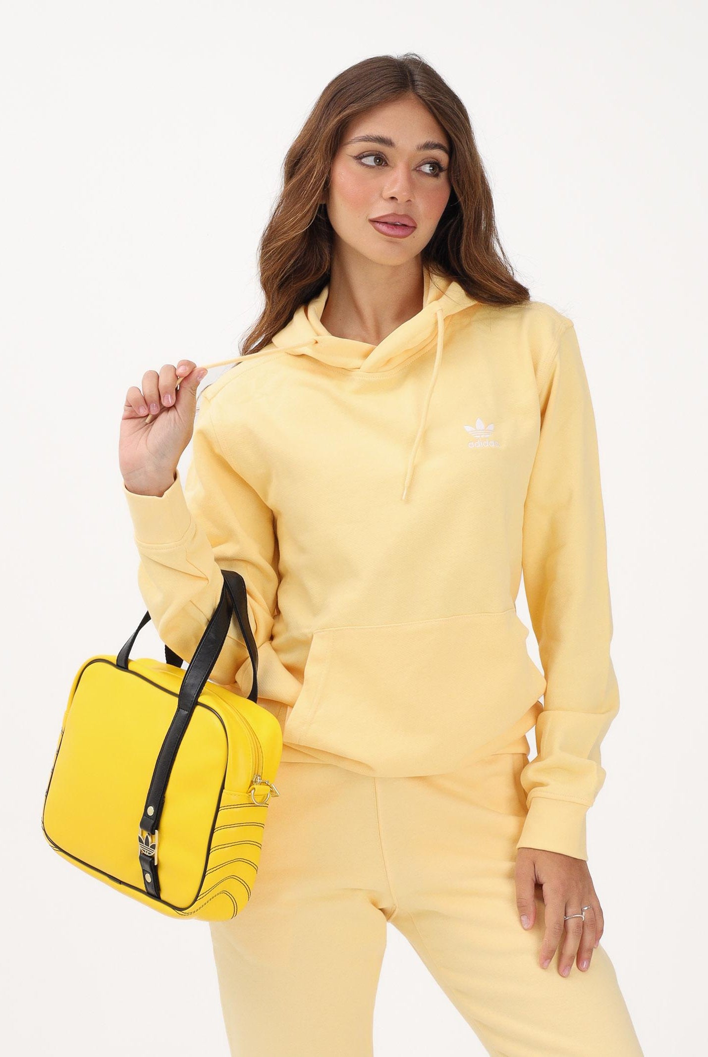 ADIDAS ORIGINALS Felpa con cappuccio Trefoil Essentials Loose gialla per uomo e donna KE1158 . ADIDAS ORIGINALS