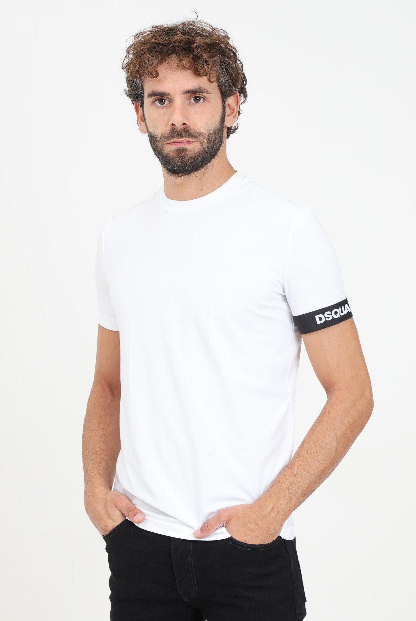 DSQUARED2 T-shirt a manica corta bianca da uomo con manica logata D9M3S6210 100 DSQUARED2