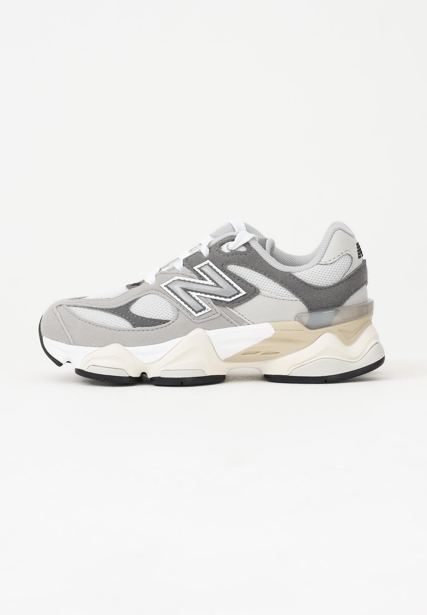 NEW BALANCE Sneakers 9060 Lace grigie per bambino e bambina PC9060GY . NEW BALANCE