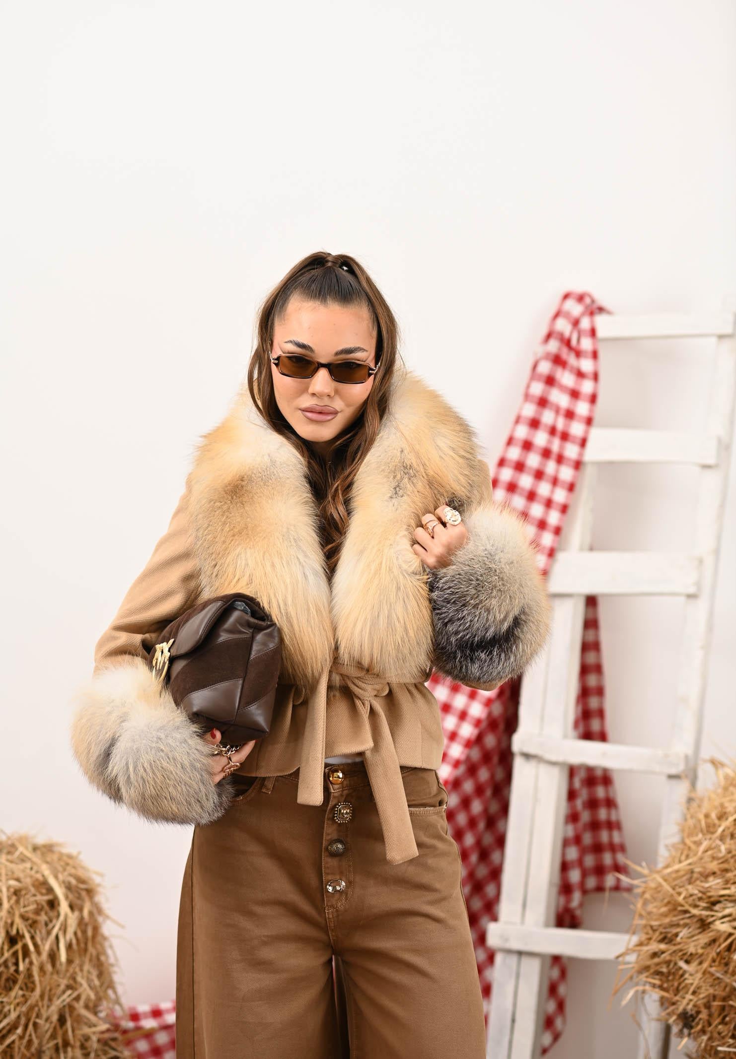 YES LONDON Cappotto beige da donna con dettagli in vera pelliccia CD1228 CA YES LONDON