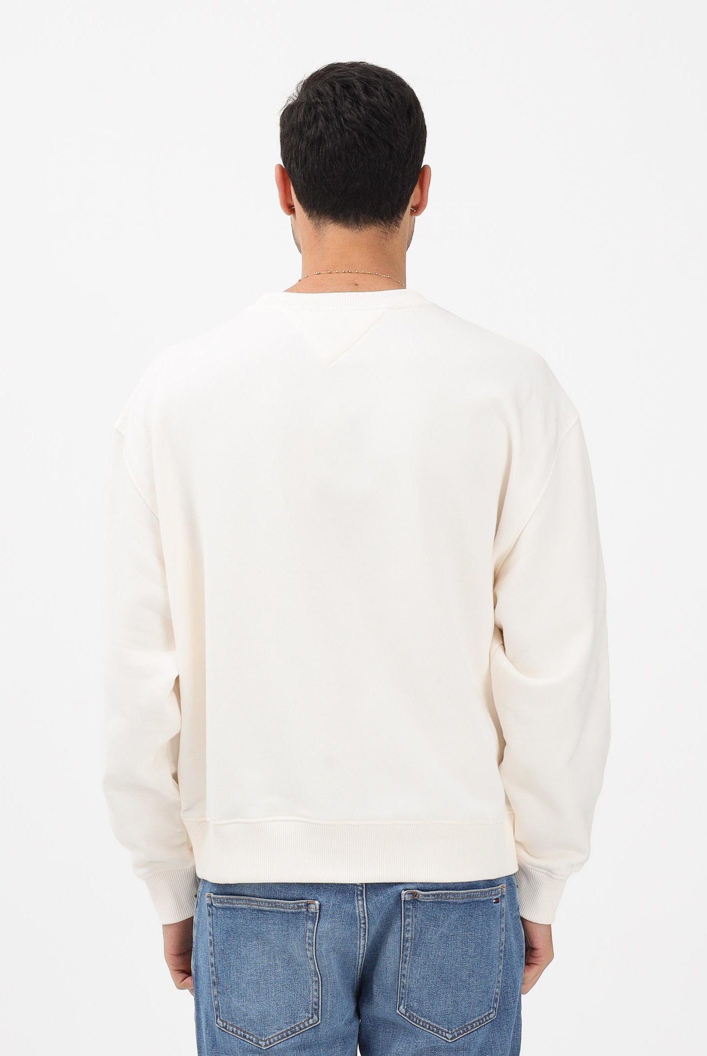 TOMMY JEANS Felpa girocollo panna da uomo stile '90s con distintivo DM0DM22384 YBH TOMMY JEANS