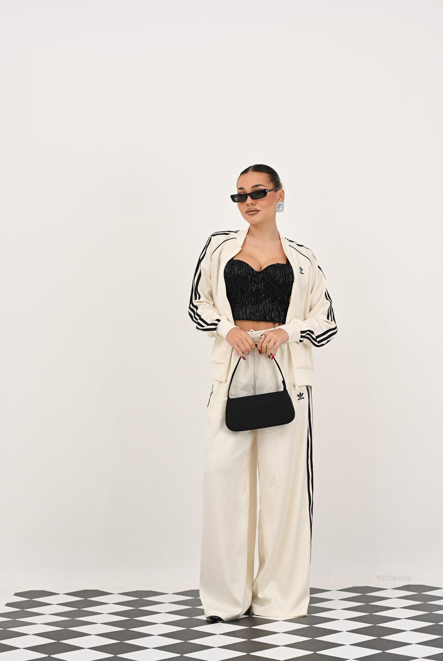 TPN Corpetto nero da donna con strass FERSIT122W5 D6 TPN