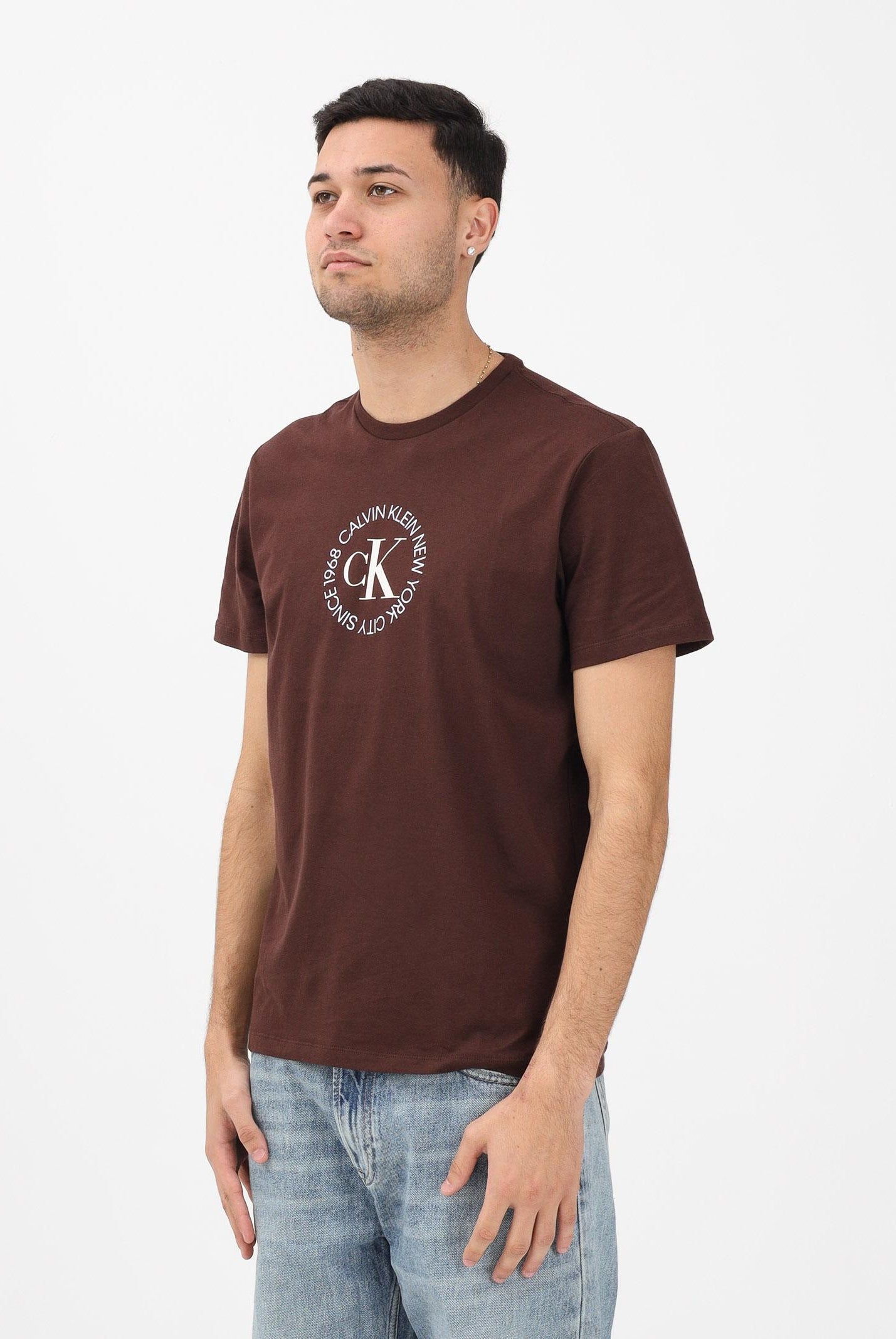 CALVIN KLEIN JEANS T-shirt a manica corta marrone da uomo con stampa logo LV14RE816G2IN . CALVIN KLEIN JEANS