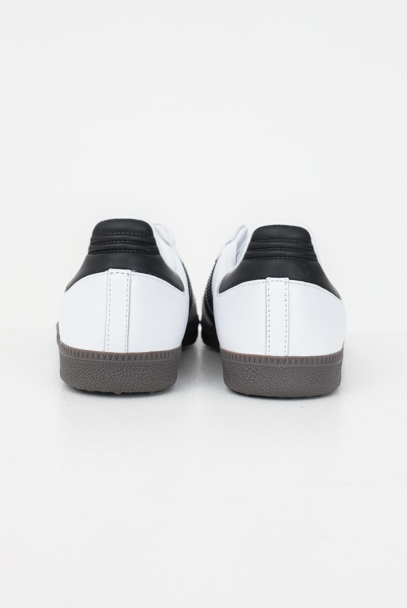 ADIDAS ORIGINALS Sneakers SAMBA OG bianche per uomo e donna IE3675 . ADIDAS ORIGINALS