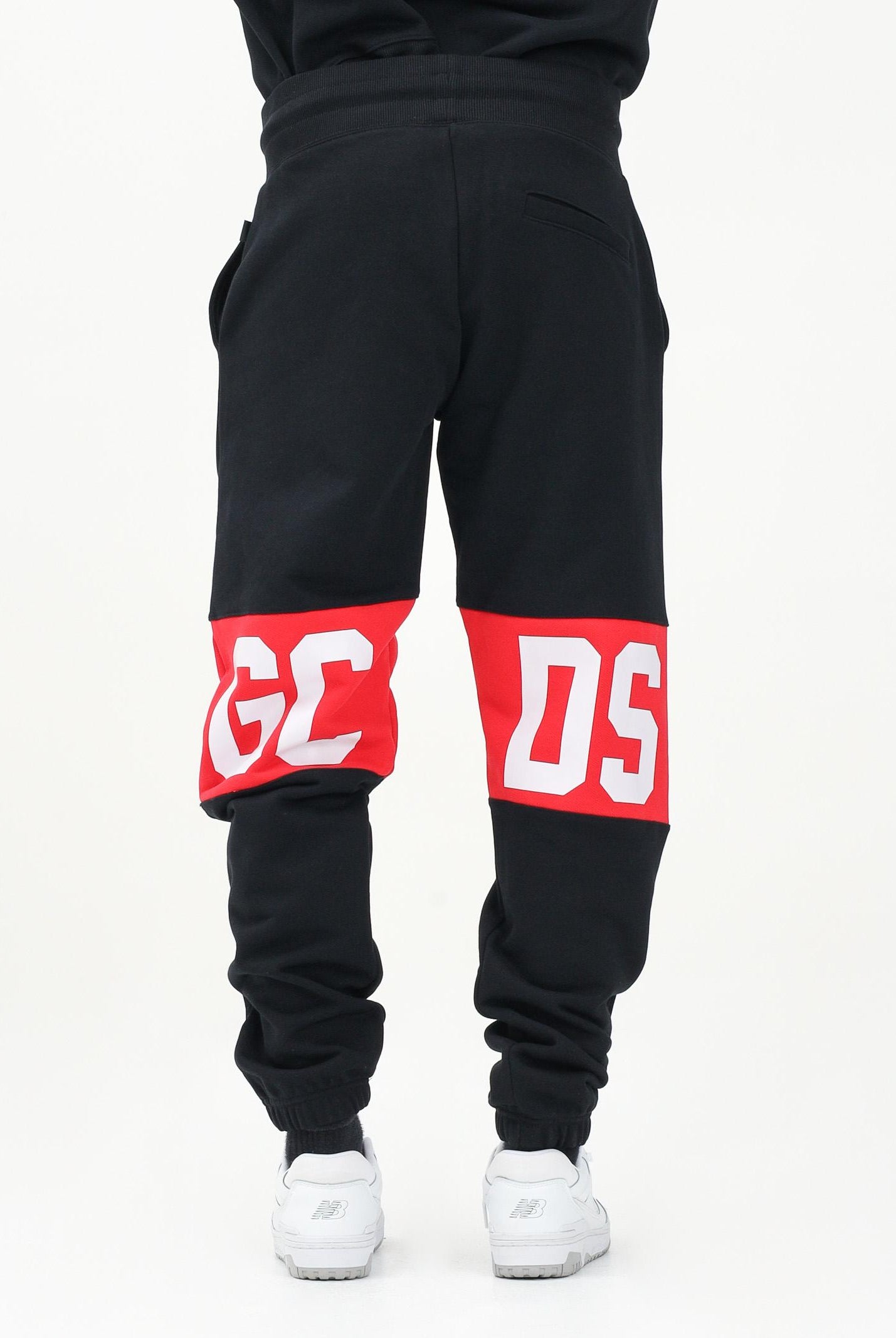 GCDS Pantalone sportivo nero per uomo e donna con banda logo B1XM3001JD1 99 GCDS