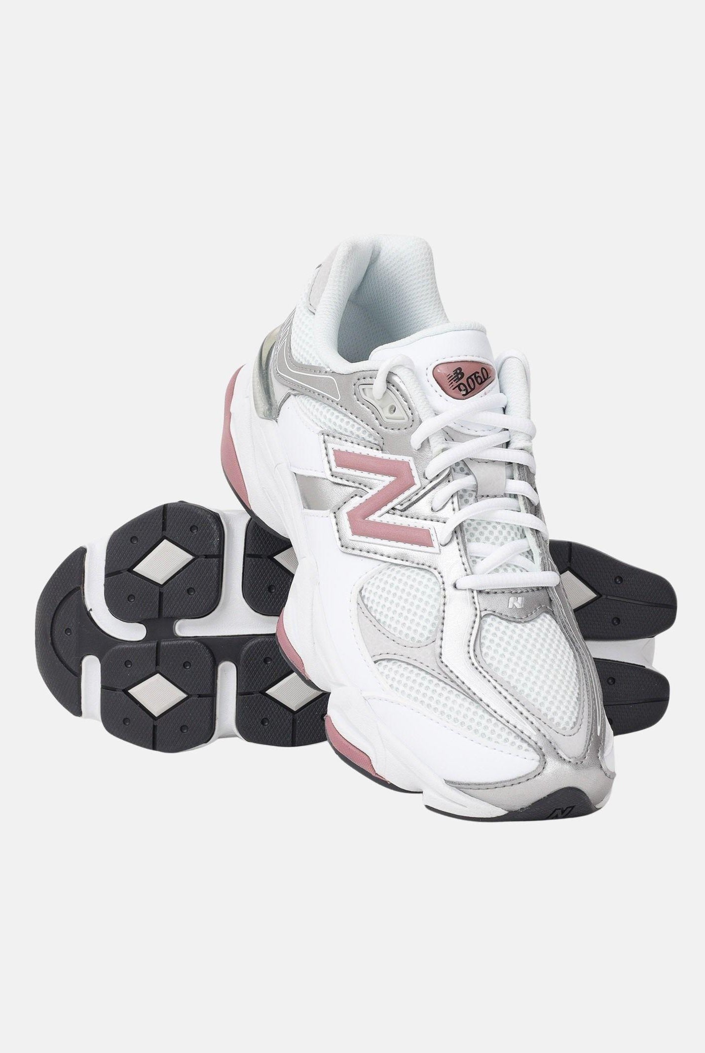 NEW BALANCE Sneakers 9060 bianche, rosa e argento da donna G906082T . NEW BALANCE