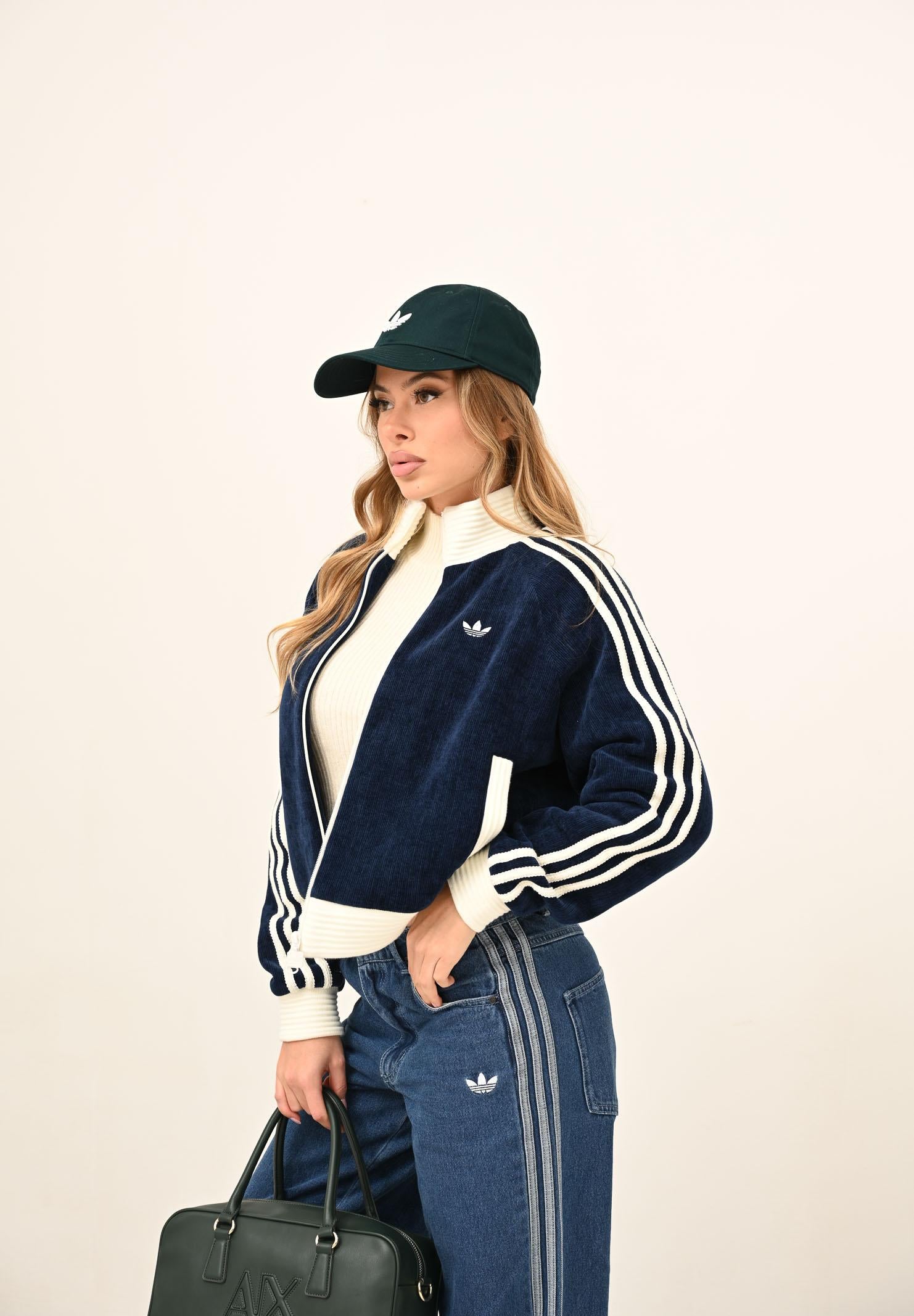 ADIDAS ORIGINALS Felpa con zip ADIDAS ORIGINALS VELOUR KNIT blu da donna KS7779 . ADIDAS ORIGINALS