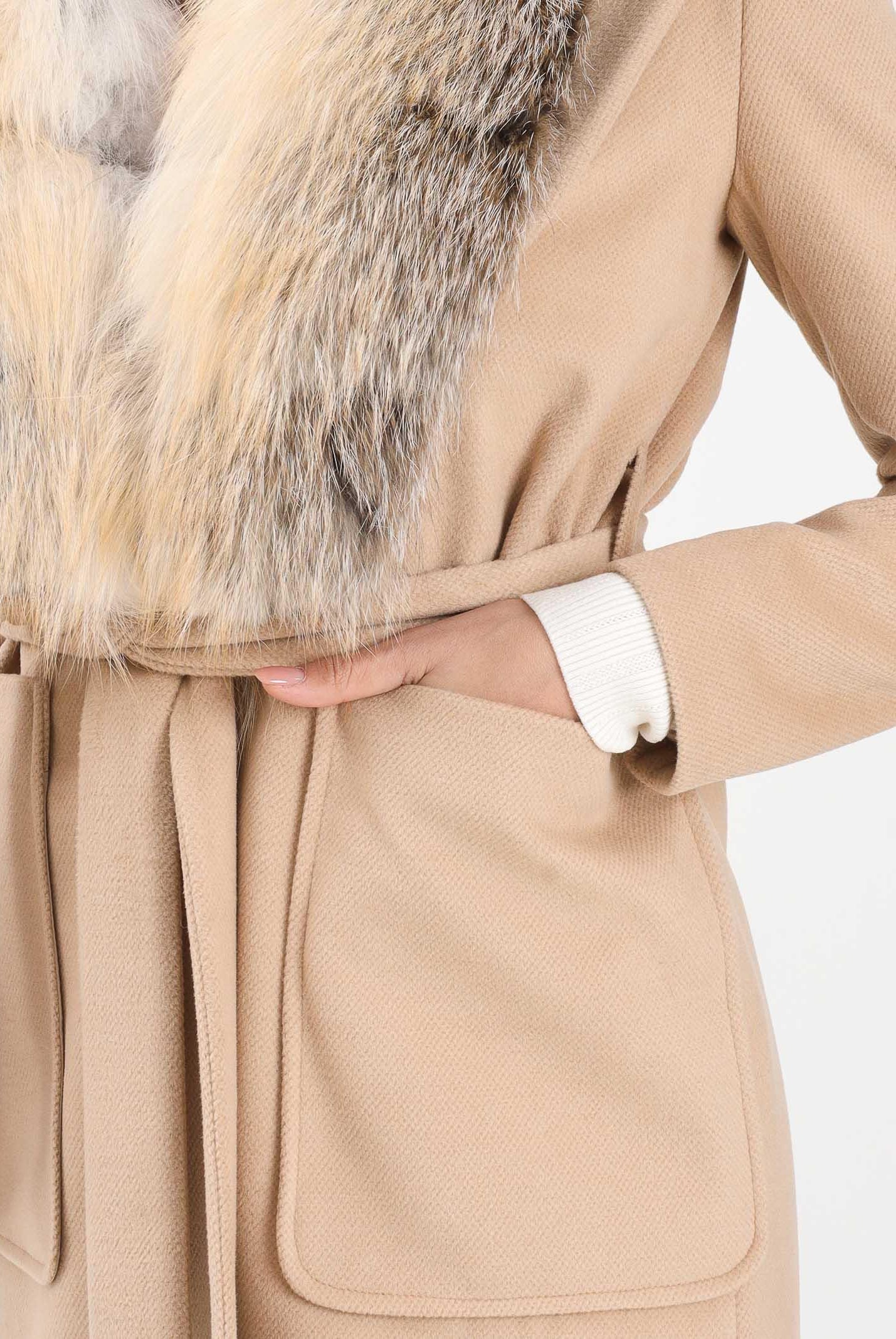 YES LONDON Cappotto beige da donna con dettagli in vera pelliccia CD1227 CA YES LONDON