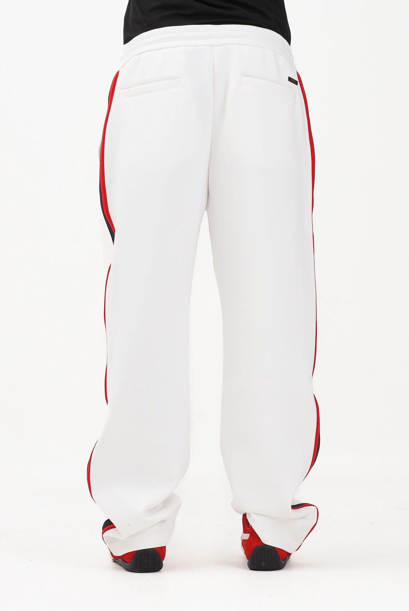 ARMANI EXCHANGE Pantalone sportivo bianco da uomo con bande laterali a contrasto rosse e blu XM001400AF13047 U0009 ARMANI EXCHANGE