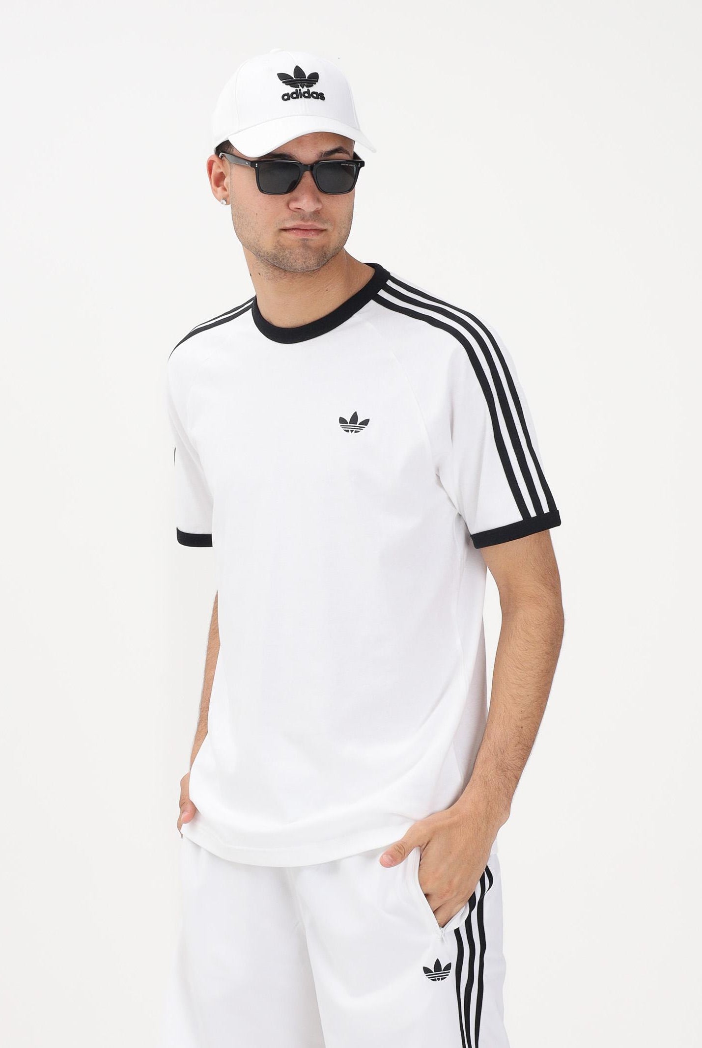 ADIDAS ORIGINALS T-shirt a manica corta 3 STRIPES bianca da uomo KE3537 . ADIDAS ORIGINALS