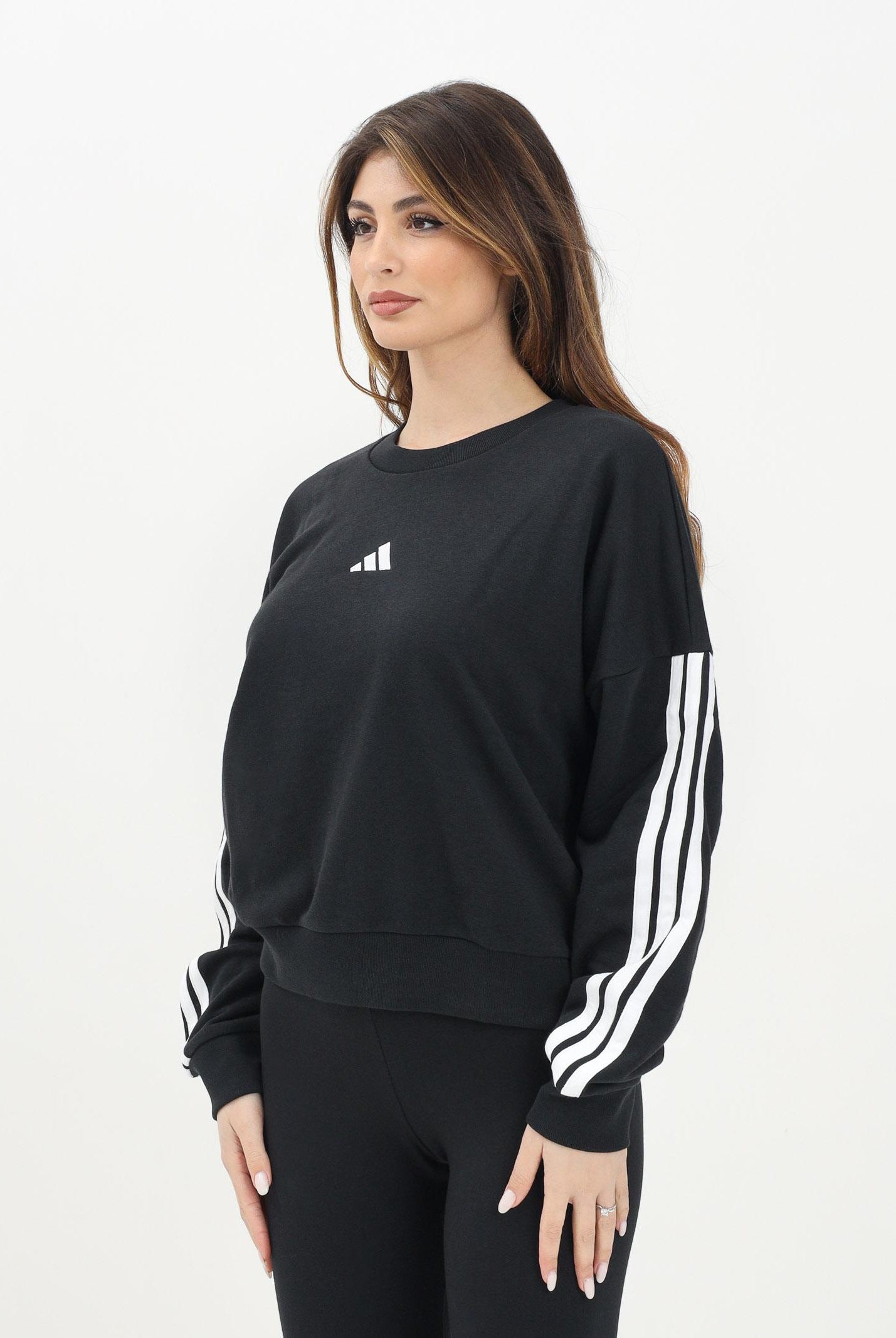 ADIDAS PERFORMANCE Felpa girocollo Essentials 3-Stripes French Terry nera da donna JE0016 . ADIDAS PERFORMANCE