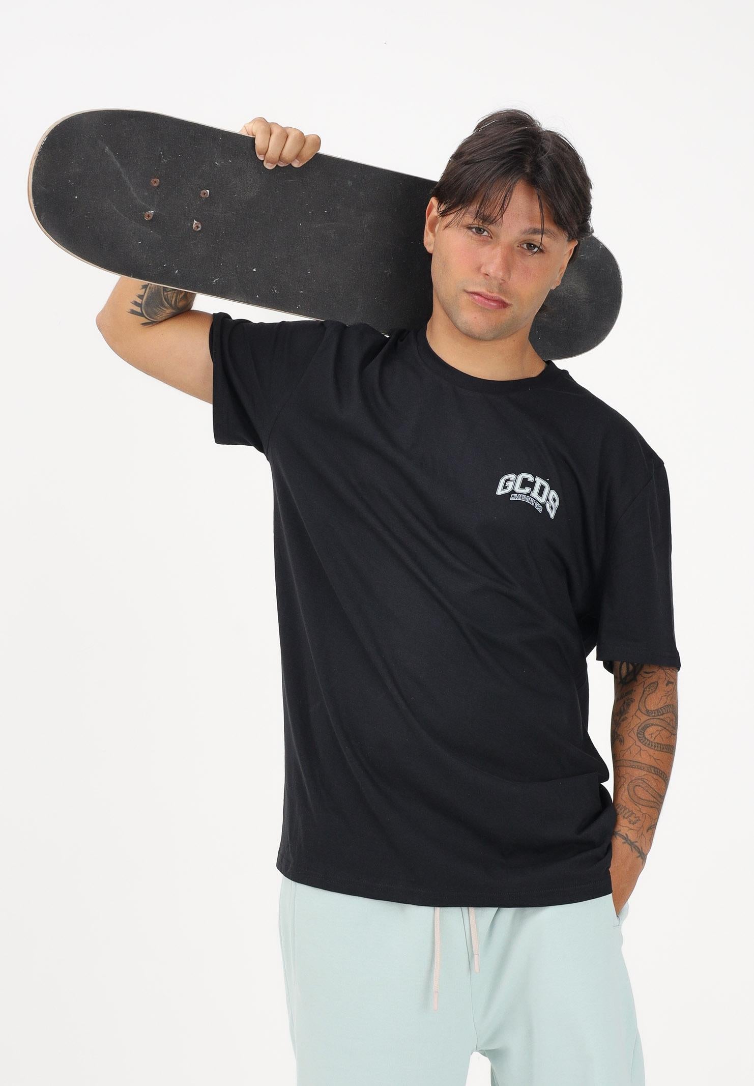 GCDS T-shirt a manica corta nera per uomo e donna con stampa logo C1MEQC041J104 999G GCDS