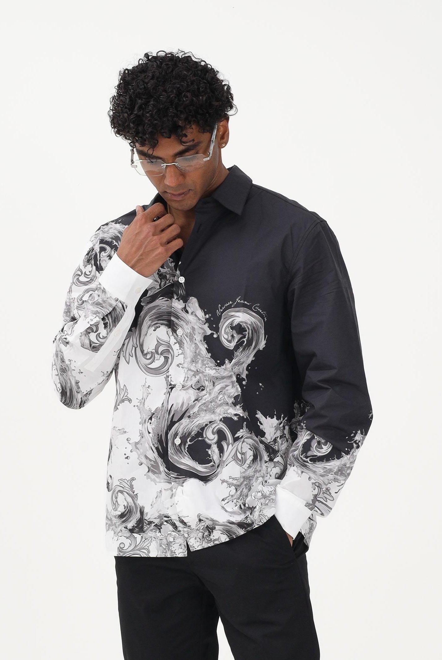 VERSACE JEANS COUTURE Camicia a manica lunga nera da uomo con stampa "Wave Couture" 80GAL2RBNS784 V22 VERSACE JEANS COUTURE