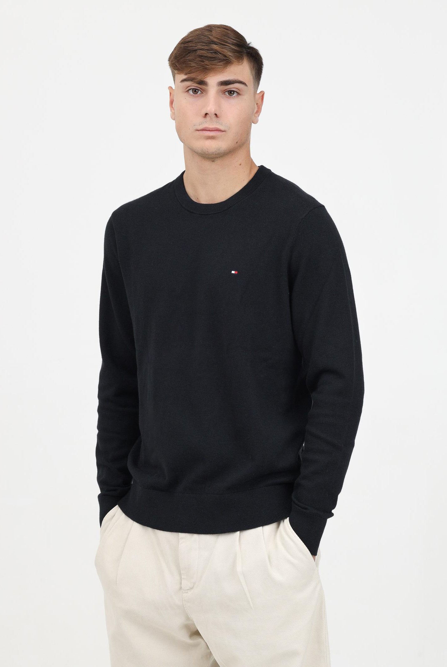 TOMMY HILFIGHER Maglioncino girocollo nero da uomo con ricamo logo MW0MW28046BDS . TOMMY HILFIGER