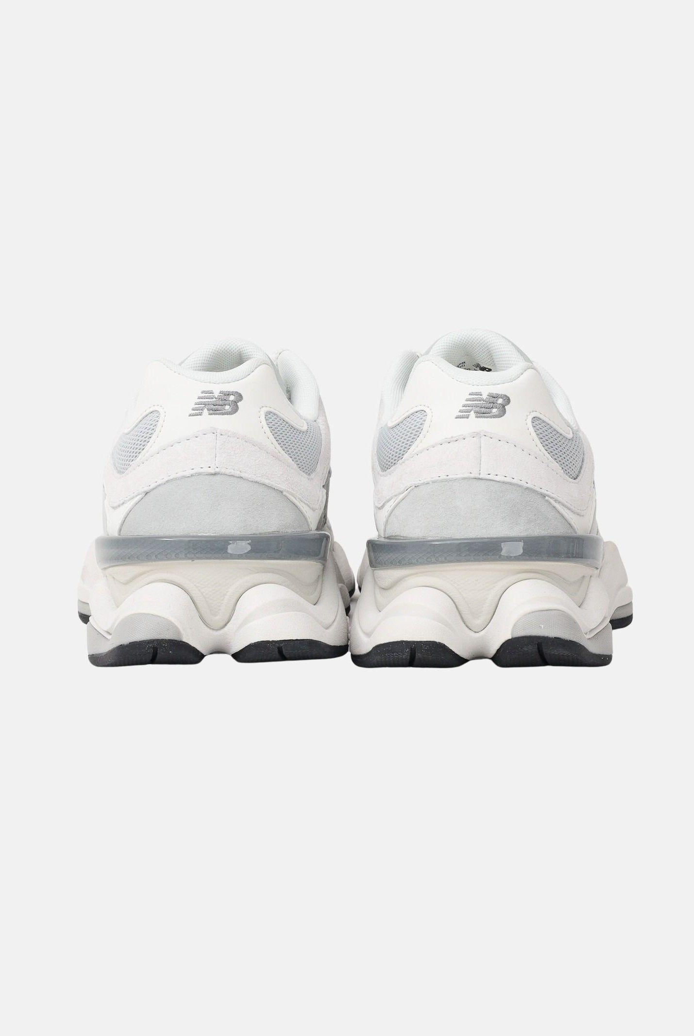 NEW BALANCE Sneakers 9060 grigio ghiaccio per uomo e donna U90602FM . NEW BALANCE