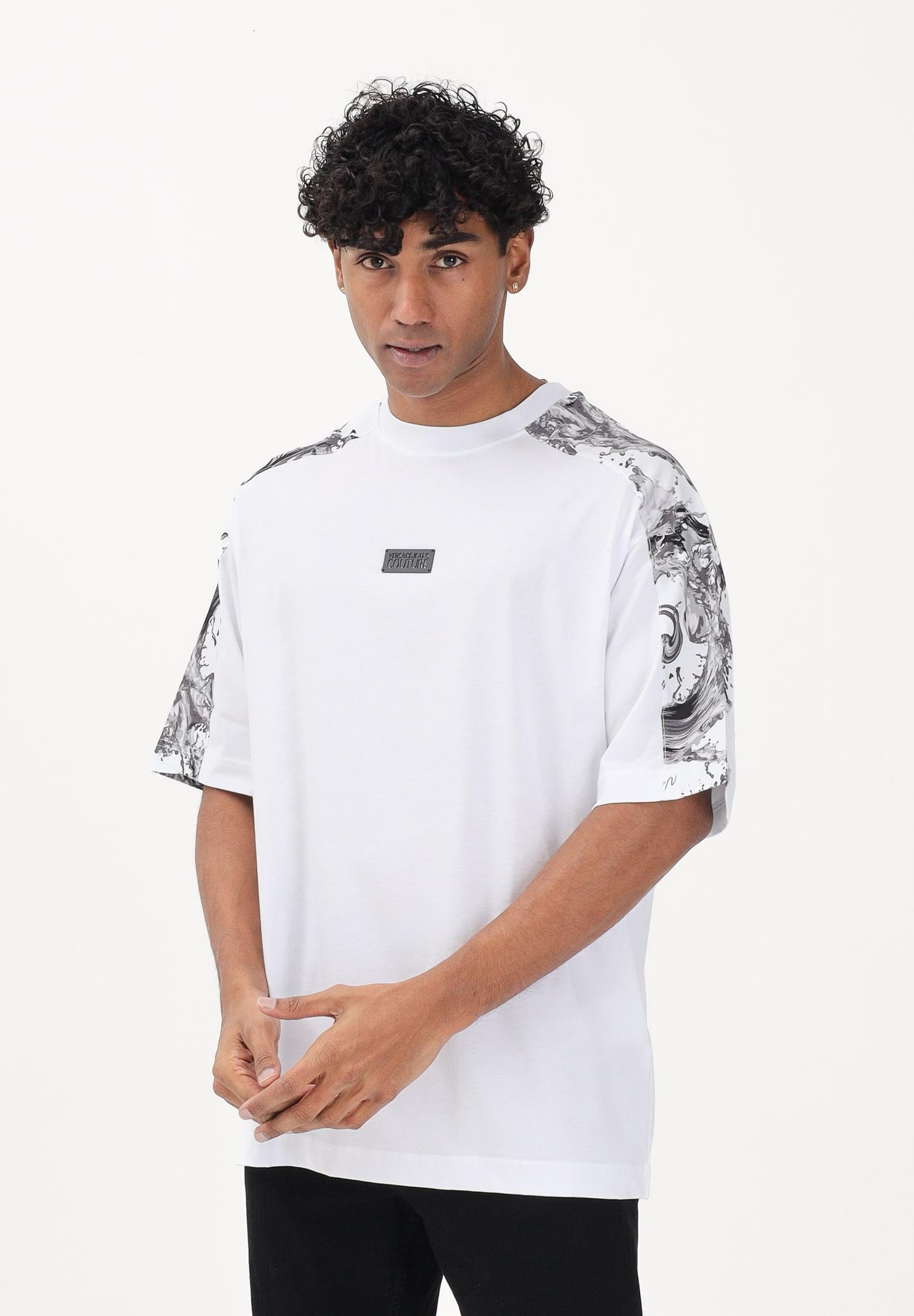 VERSACE JEANS COUTURE T-shirt a manica corta bianca da uomo con inserti con stampa Wave Couture 80GAH610JS543 U22 VERSACE JEANS COUTURE