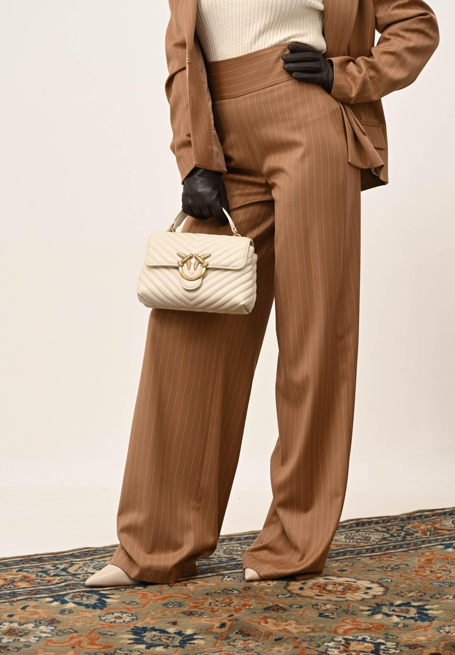 SANTAS Pantalone elegante POUVOIR color miele da donna con micro gessatura PV2626 MI SANTAS