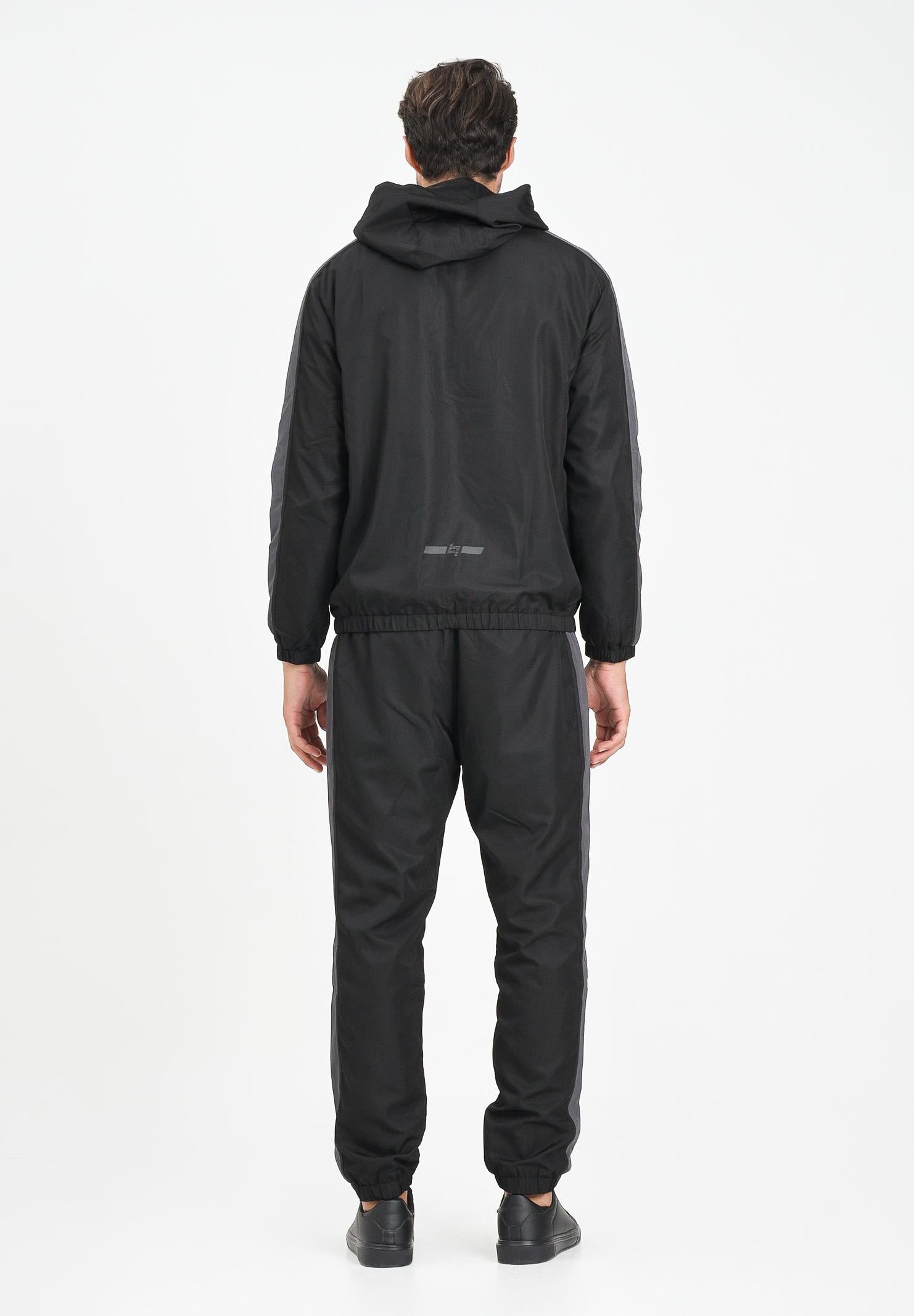 EA7 Tuta nera da uomo con logo e bande a contrasto 7M000643AF16072 UC001 EA7