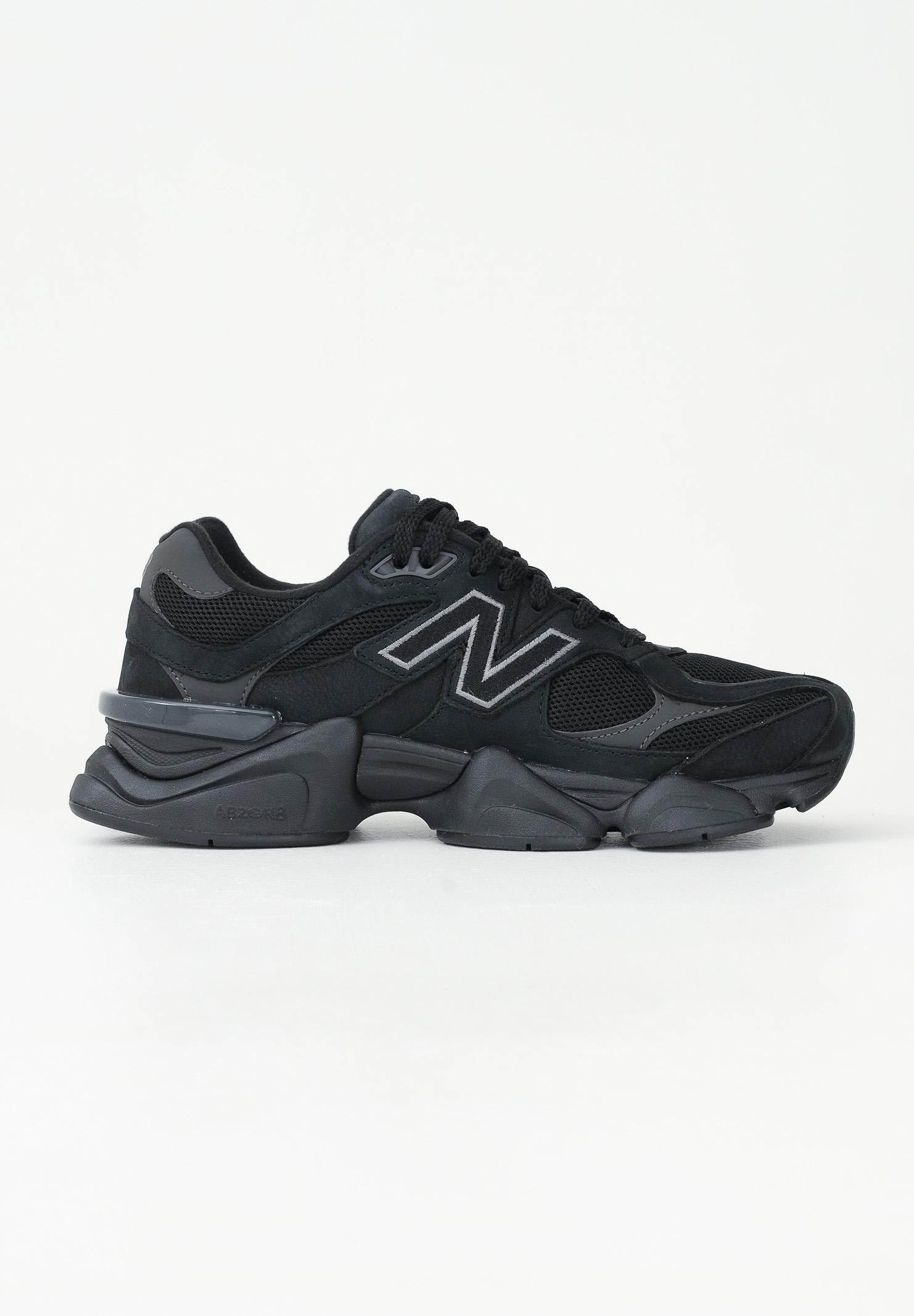 NEW BALANCE Sneakers 9060 nere per uomo e donna U9060ZGE NEW BALANCE