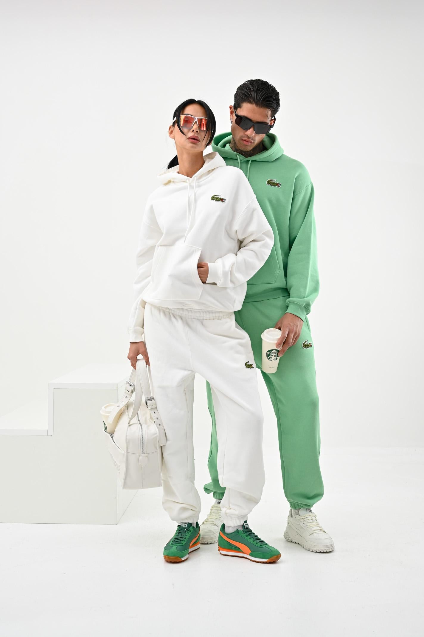 LACOSTE Felpa con cappuccio Loose Fit bianca per uomo e donna SH2754 70V LACOSTE