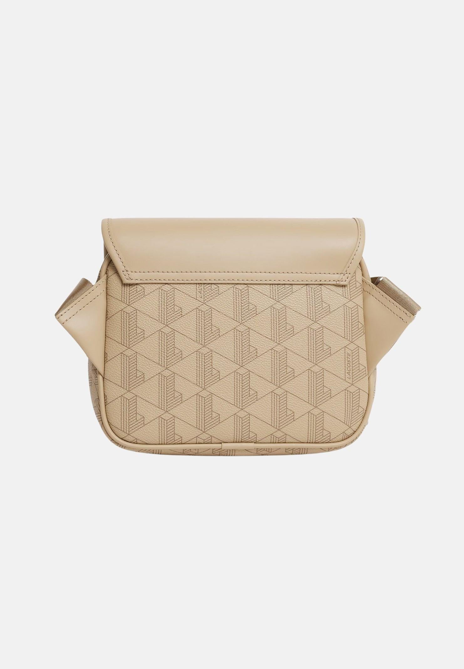 LACOSTE Borsa a tracolla beige per uomo e donna con monogramma The Blend NH3787 R59 LACOSTE