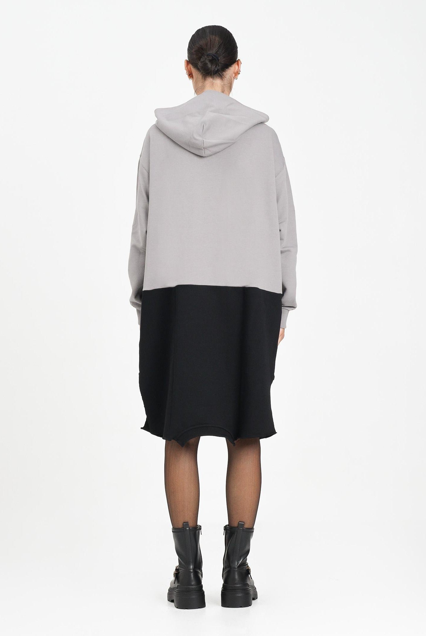 MAISON MARGIELA Abito maxi felpa grigia e nera per donna e ragazze dallo stile re-cut MM6 M60852MM04H M6C37 MAISON MARGIELA