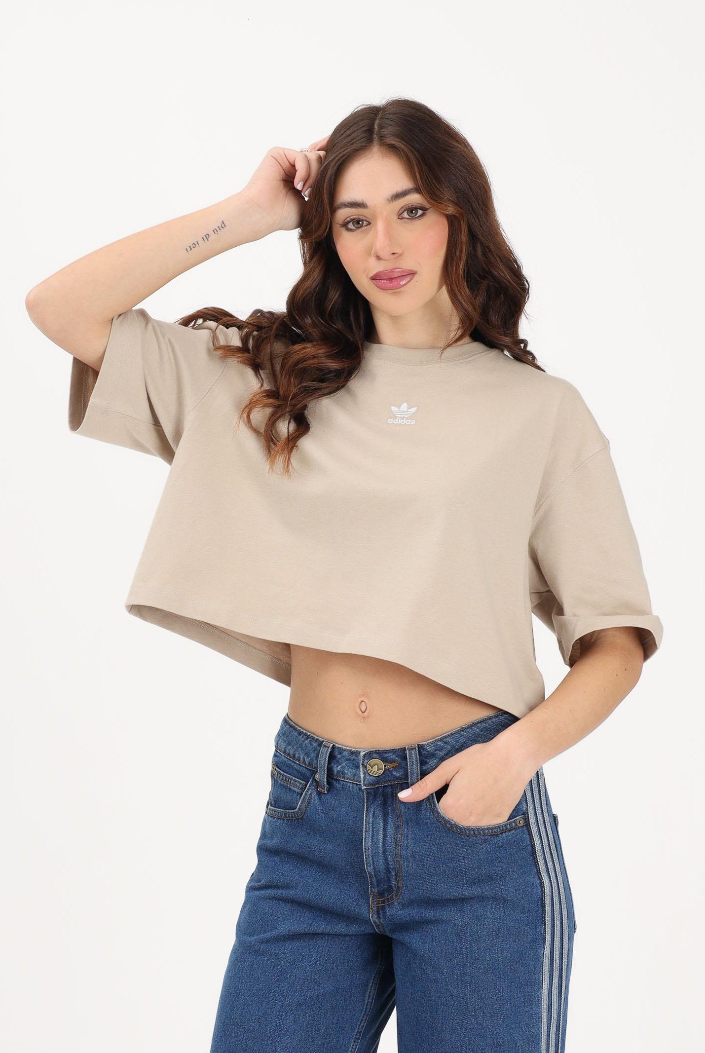 ADIDAS ORIGINALS T-shirt a manica corta Essentials Crop beige da donna KD1363 . ADIDAS ORIGINALS